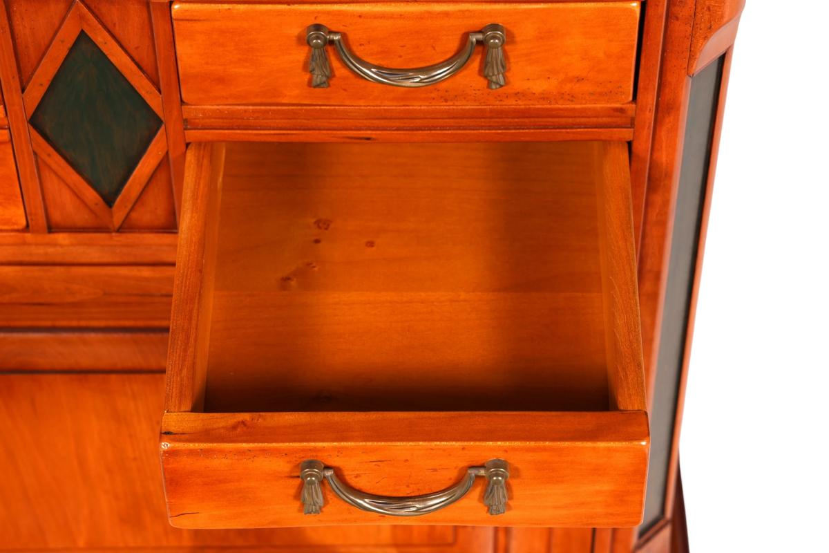 Hauptstadt Möblerei Kommode im Biedermeier Stil aus Eibe mit offener Schublade und antiken Metallgriffen