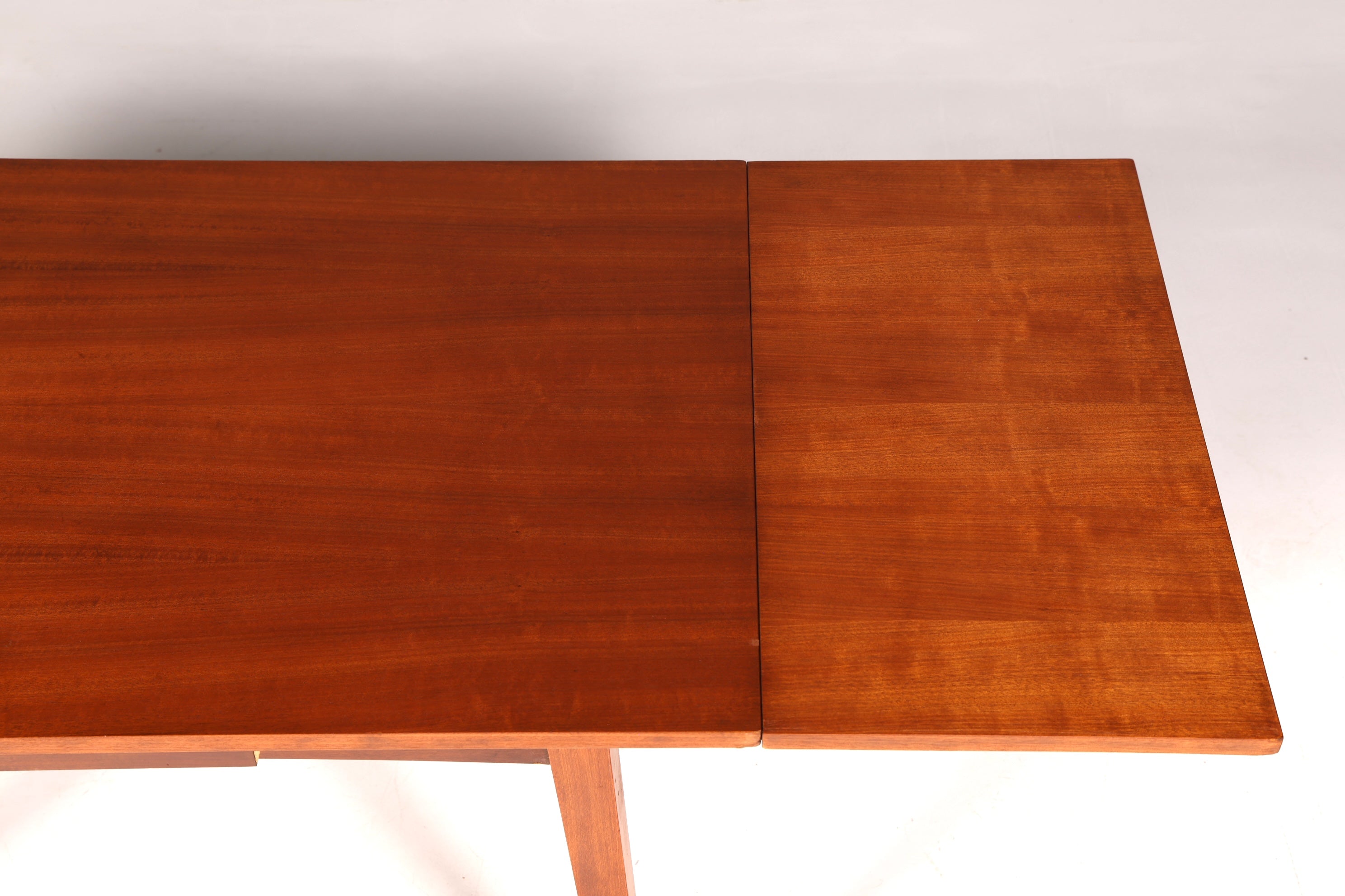 Beautiful mid-century kitchen table, vintage extendable height-adjustable dining table, 1960s wood