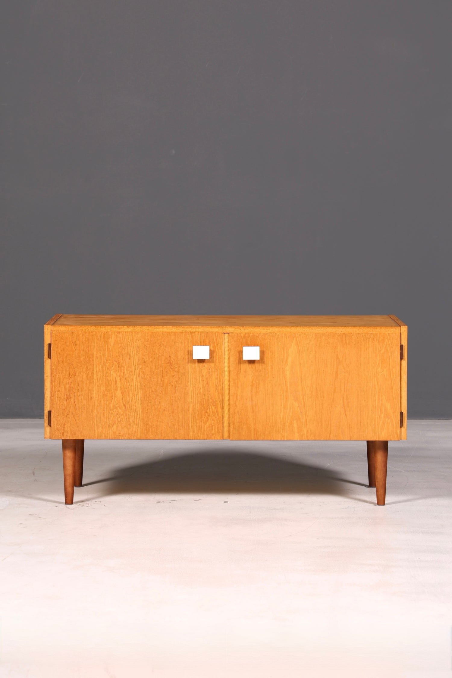 Beautiful Original Hellerau Mid-Century Dresser Model 427 Sideboard TV Cabinet Vintage Solid Wood
