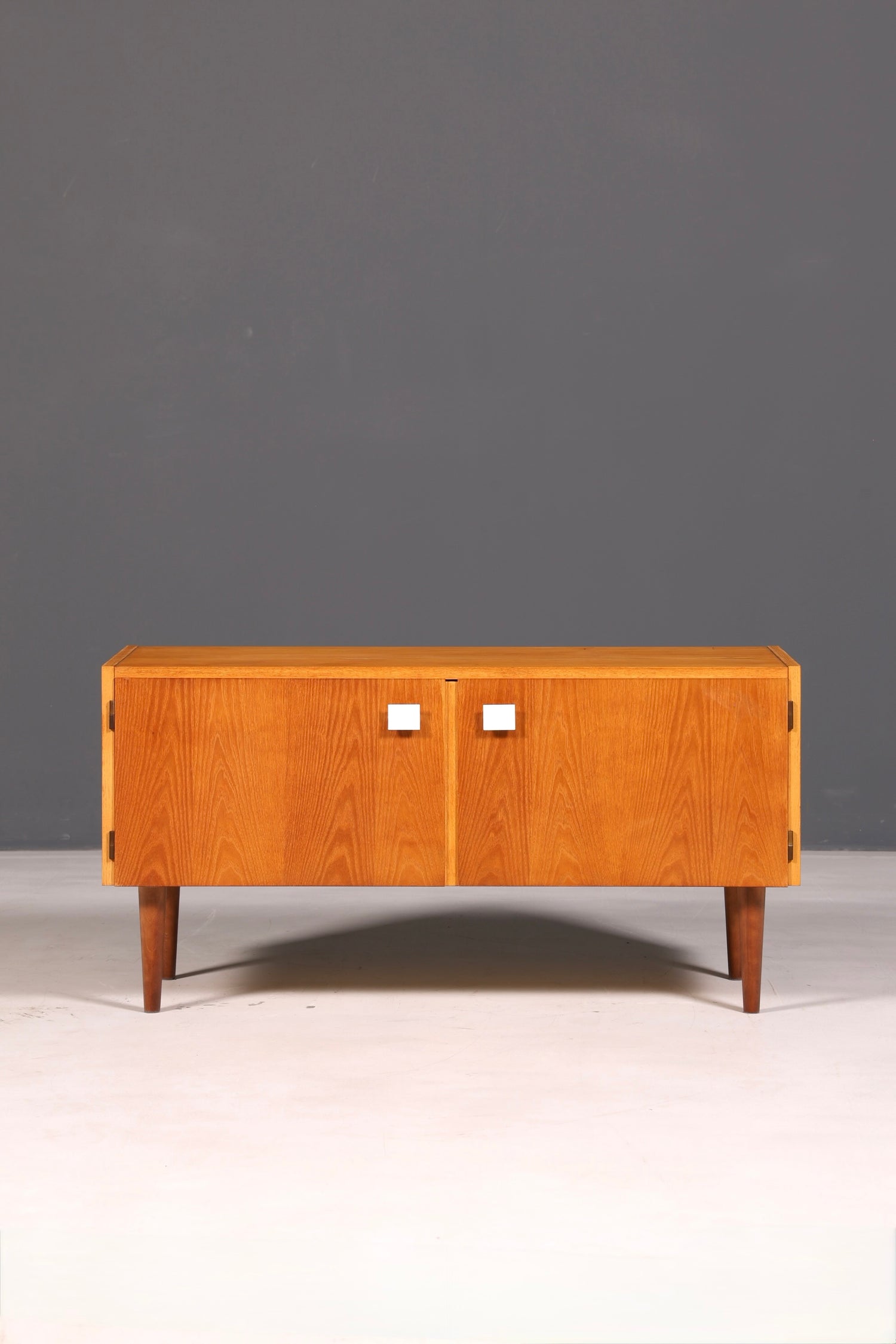 Beautiful Original Hellerau Mid-Century Dresser Model 427 Sideboard TV Cabinet Vintage Solid Wood