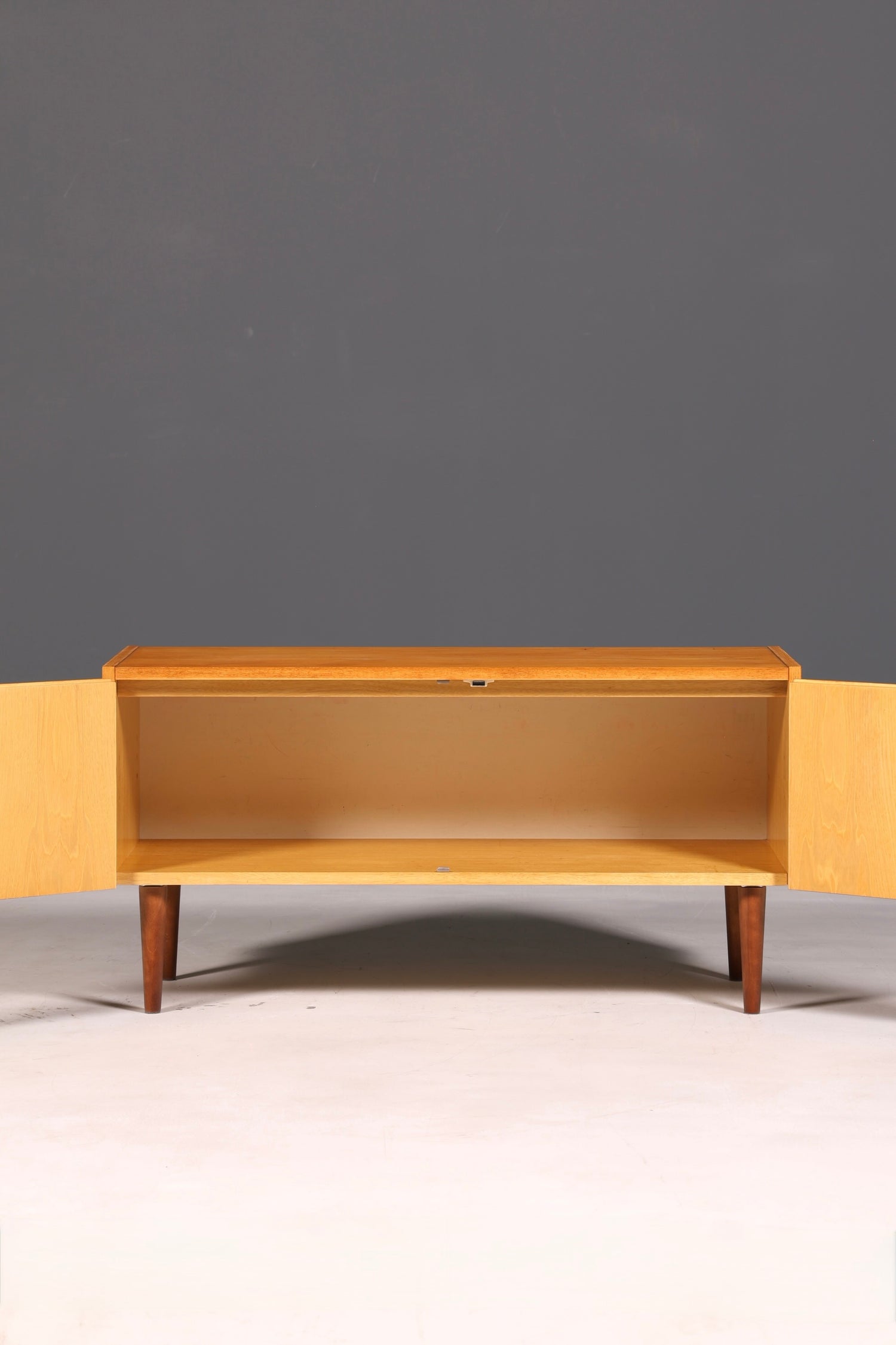 Beautiful Original Hellerau Mid-Century Dresser Model 427 Sideboard TV Cabinet Vintage Solid Wood