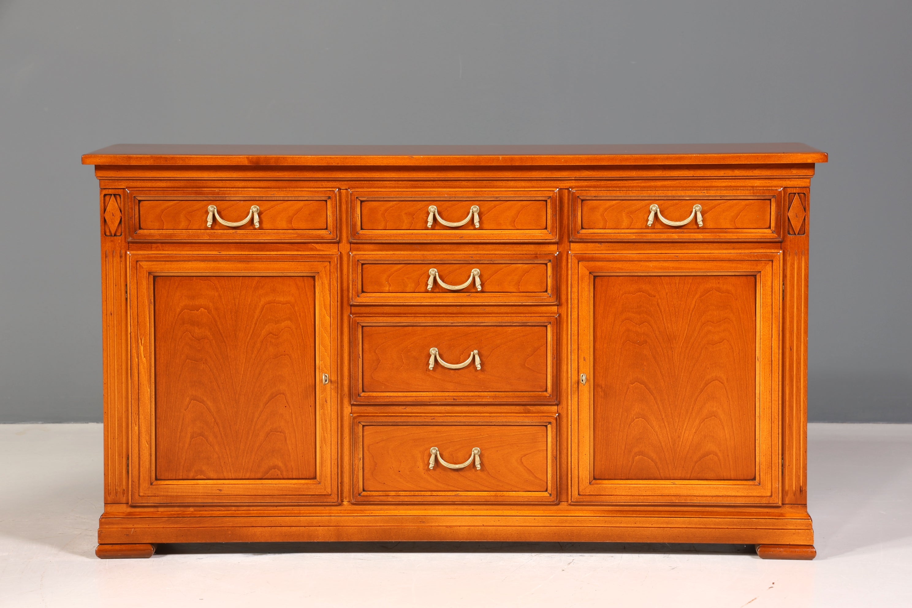 Traumhaftes Original Selva Sideboard Antik Stil Villa Borghese Schrank Kommode Buffet Anrichte