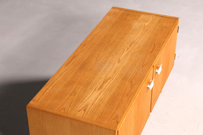 Beautiful original Hellerau mid-century chest of drawers, model 427, sideboard TV cabinet, vintage genuine wood