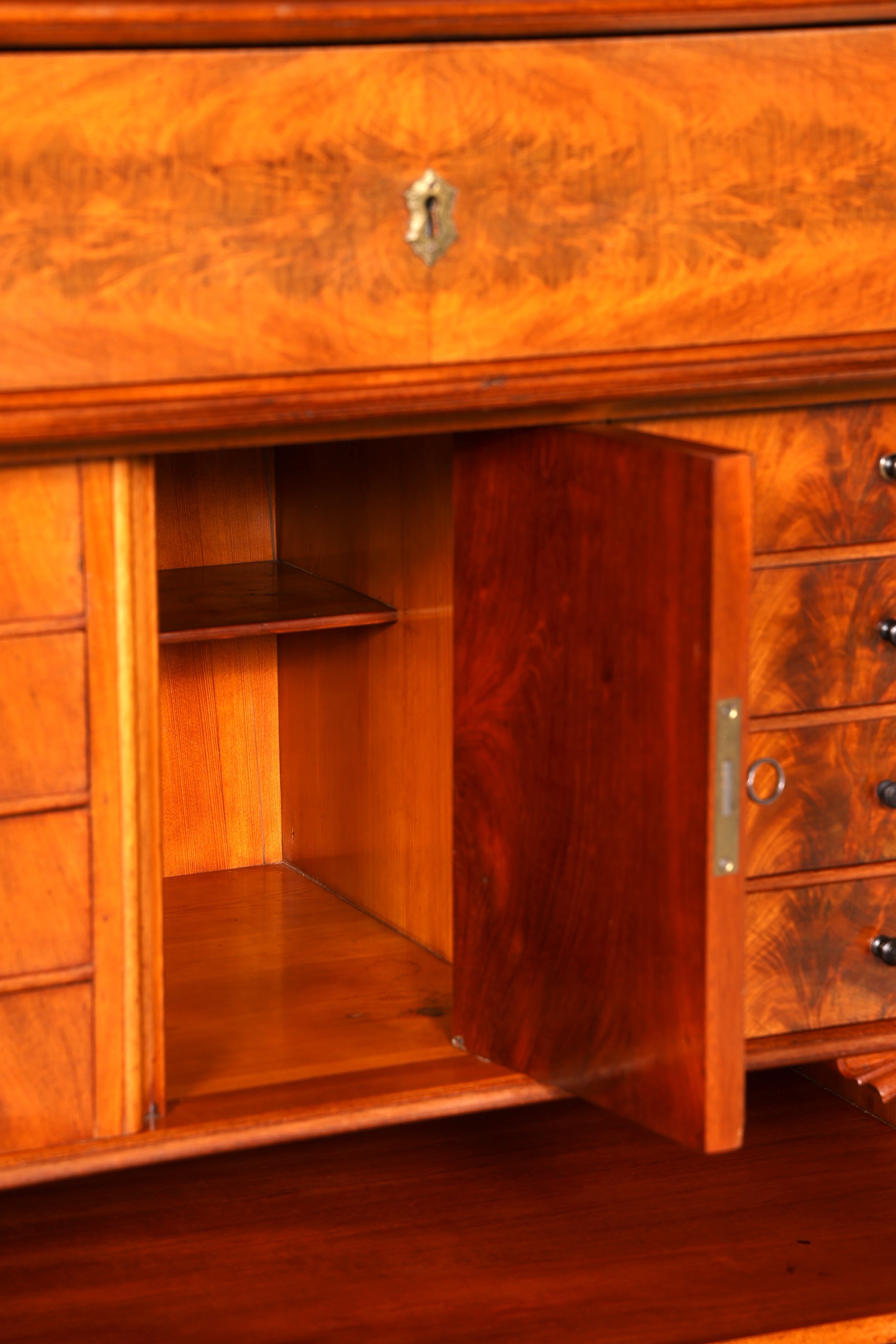 Stilvoller Louis Philippe Sekretär Vertiko Gründerzeit Kommode Chiffoniere Schubladenkommode