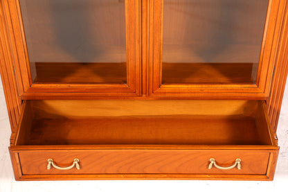 Traumhafte Original Selva Vitrine Antik Stil massiv Holz Buffet Villa Borghese Schrank Regal