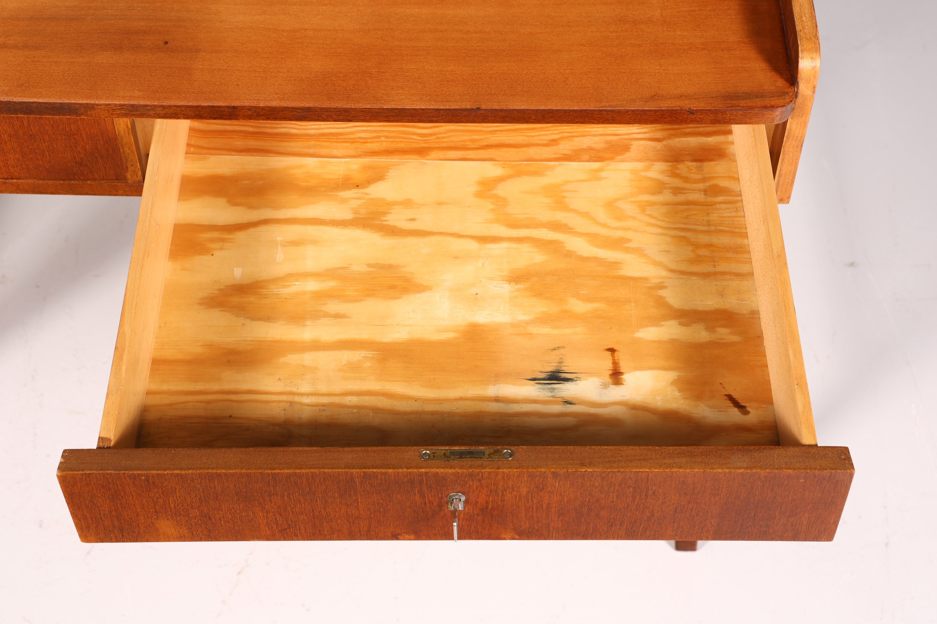 Wunderschöner Mid Century Schreibtisch Teak Holz Danish Design Bürotisch 60er Jahre Office Table