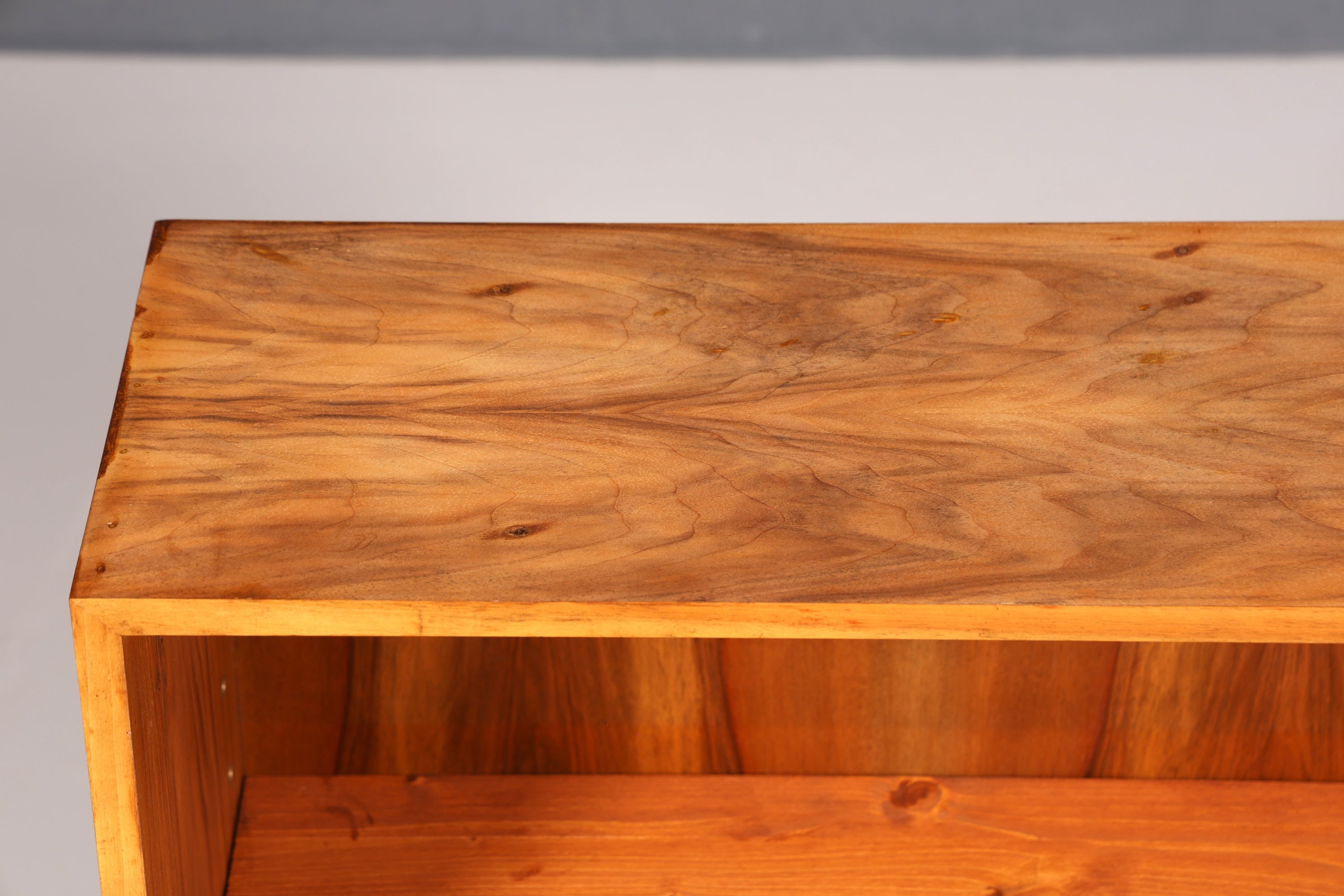 Stilvolles Original Musterring Regal Mid Century Bücherregal Retro echt Holz Buchablage