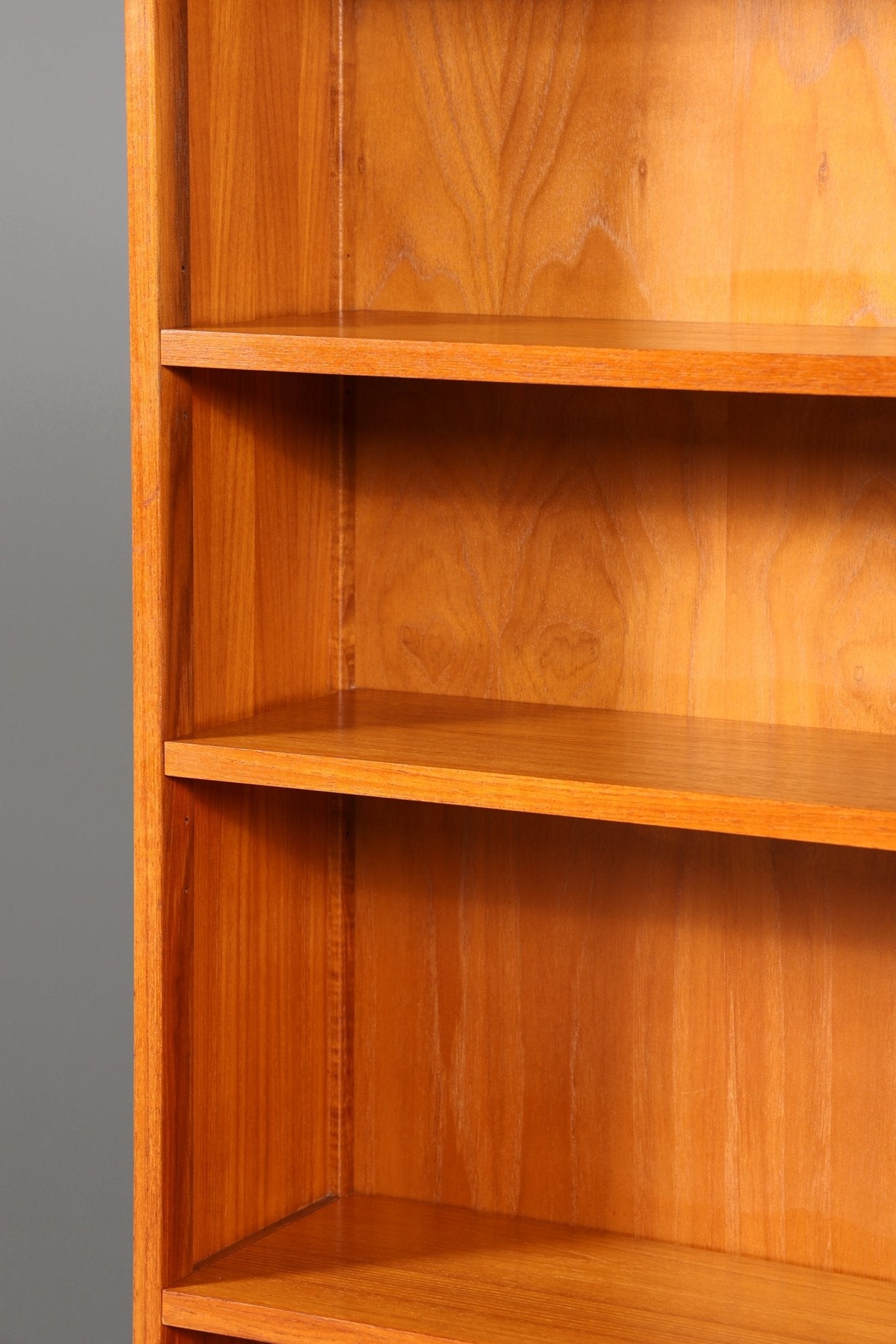 Schlichtes Mid Century Bücherregal Danish Design Schrank Retro Kommode Schiebetür Regal Vintage 2 von 2