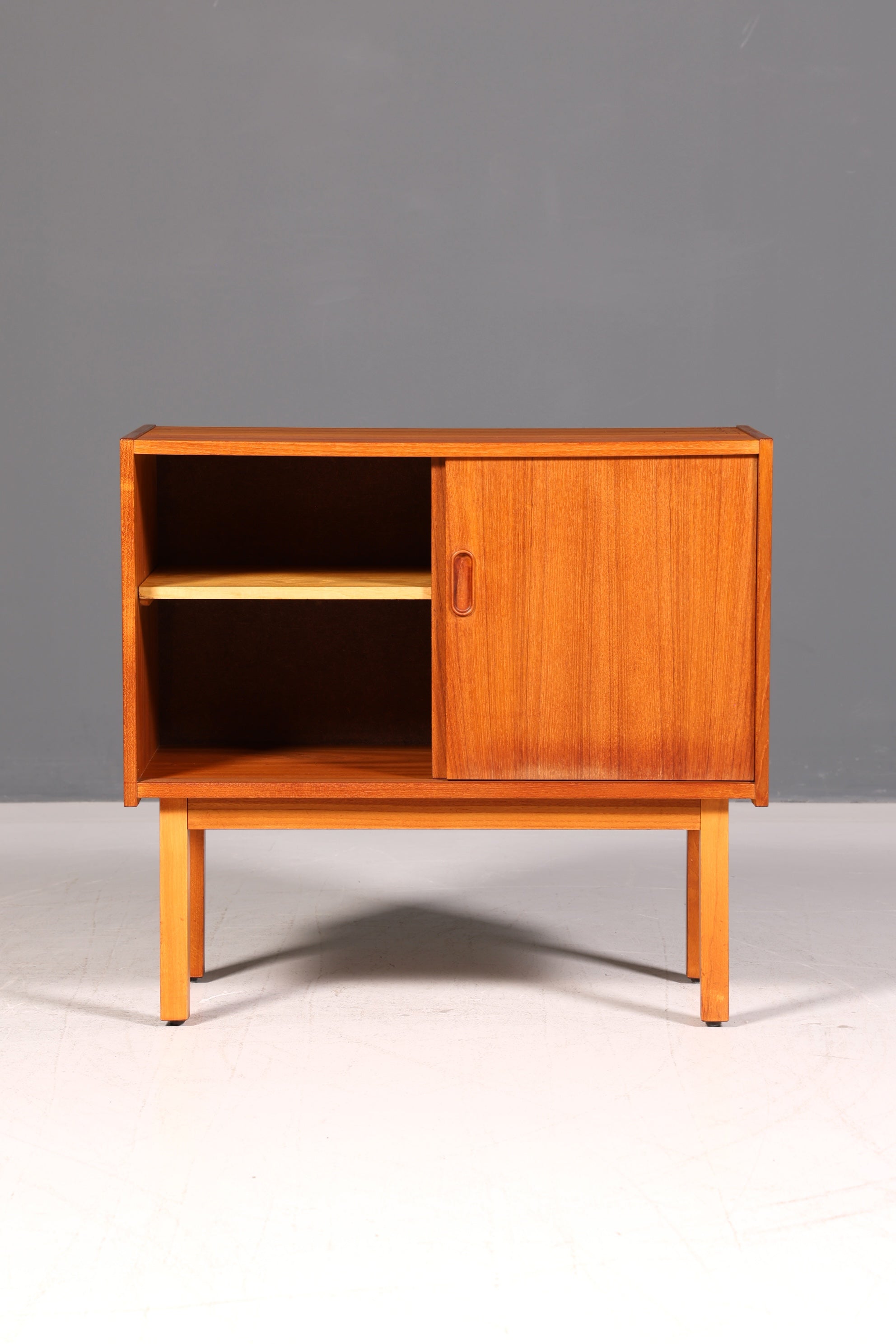 Traumhaftes Mid Century Teak Sideboard Schiebetüren Vintage Kommode Retro 60er