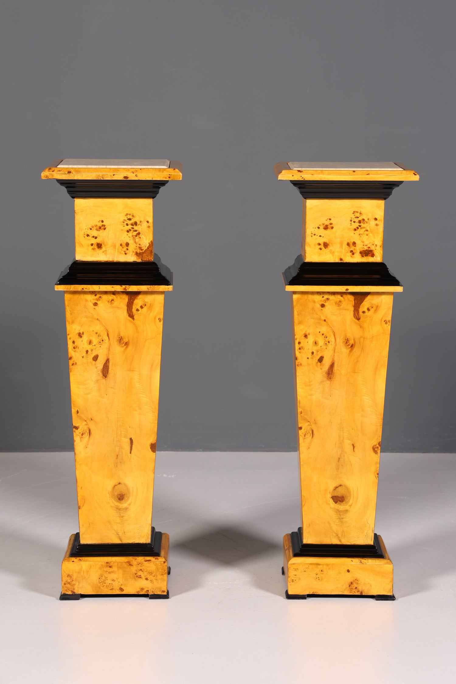 Traumhafte Biedermeier Stil Säule Blumensäule Marmor Blumentisch Ablagetisch