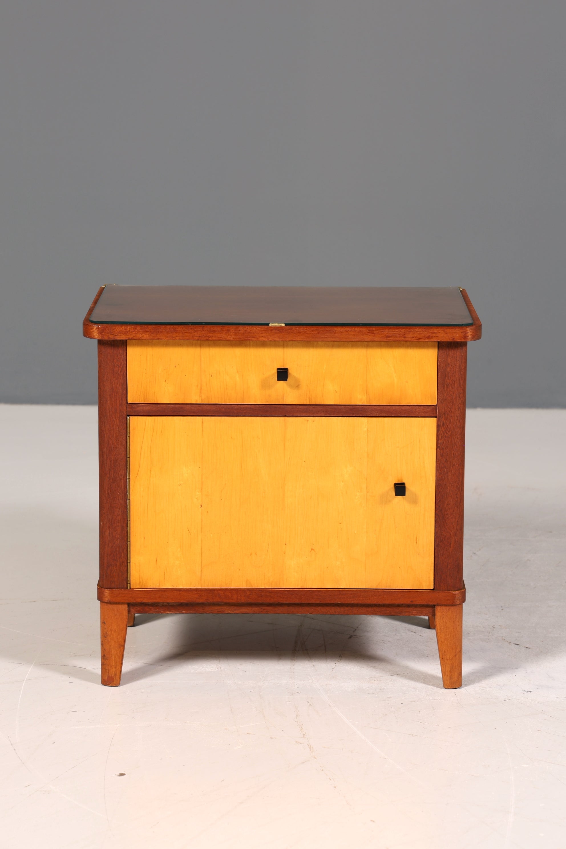 Wunderschöne Mid Century Kommode Vintage Nachttisch 60s Schubladenkommode 1 von 2
