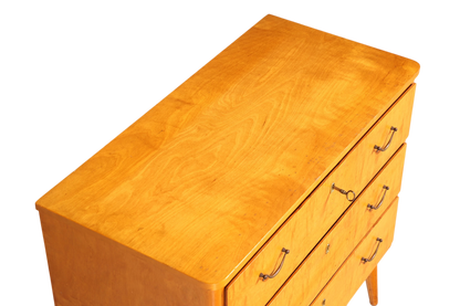 Hauptstadt Möblerei Mid Century Kommode aus massivem Holz mit drei Schubladen und Vintage-Schlüssel im 60er-Jahre-Stil