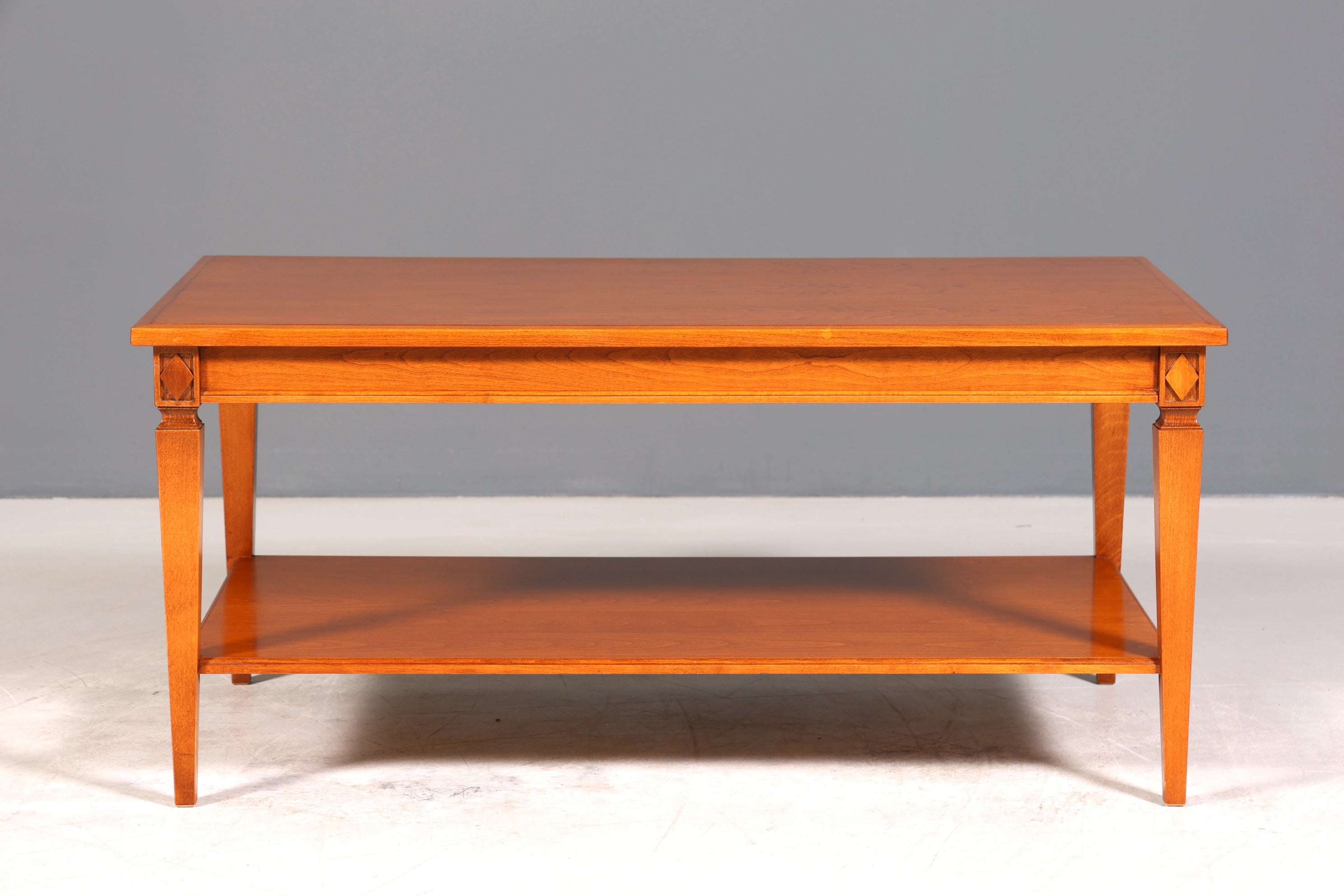 Stilvoller Original Selva Couchtisch Villa Borghese massiv Holz Tisch Wohnzimmertisch