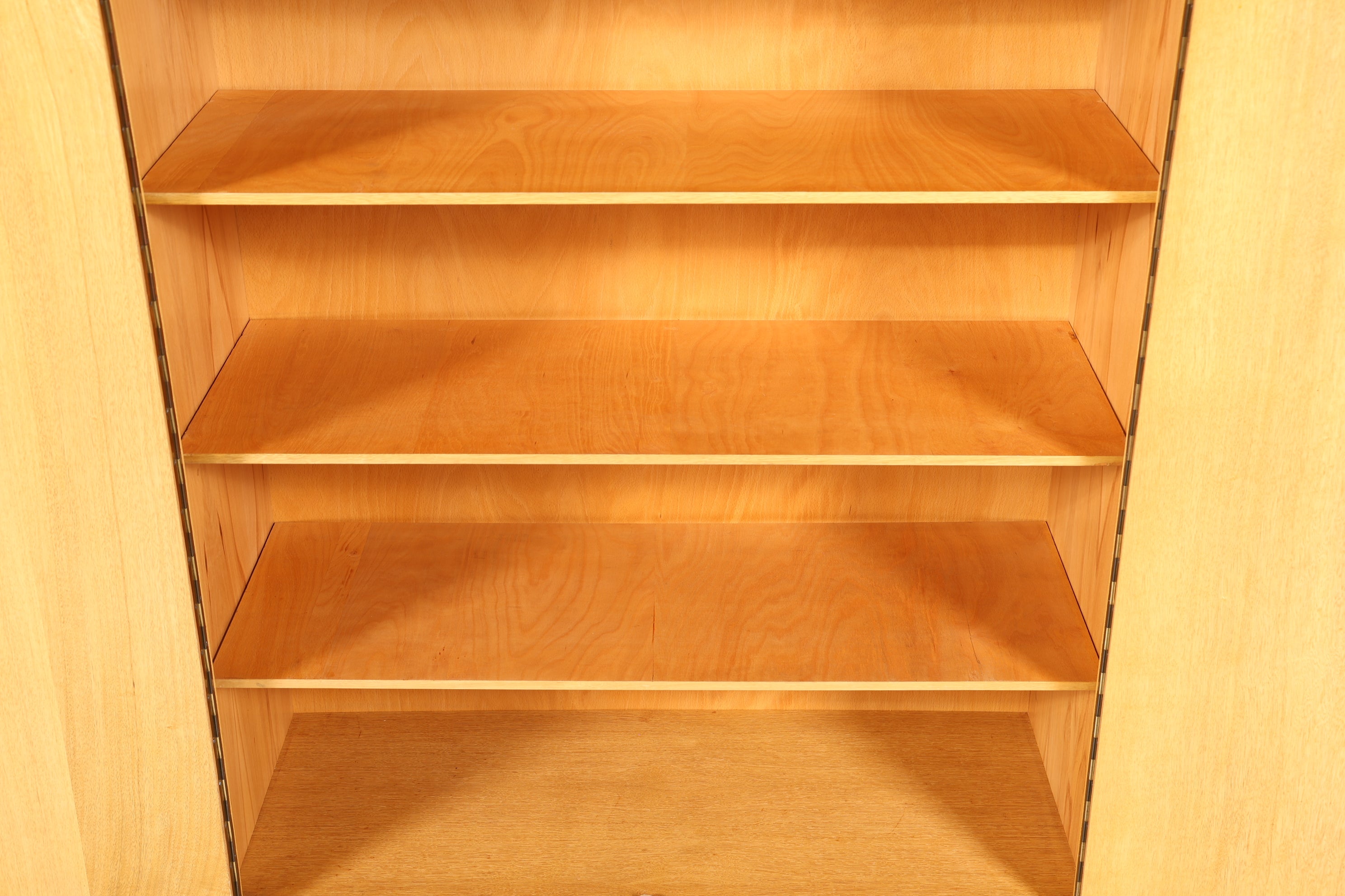 Traumhafter Mid Century Schrank 60er Jahre Wäscheschrank Aktenschrank Kommode Kleiderschrank