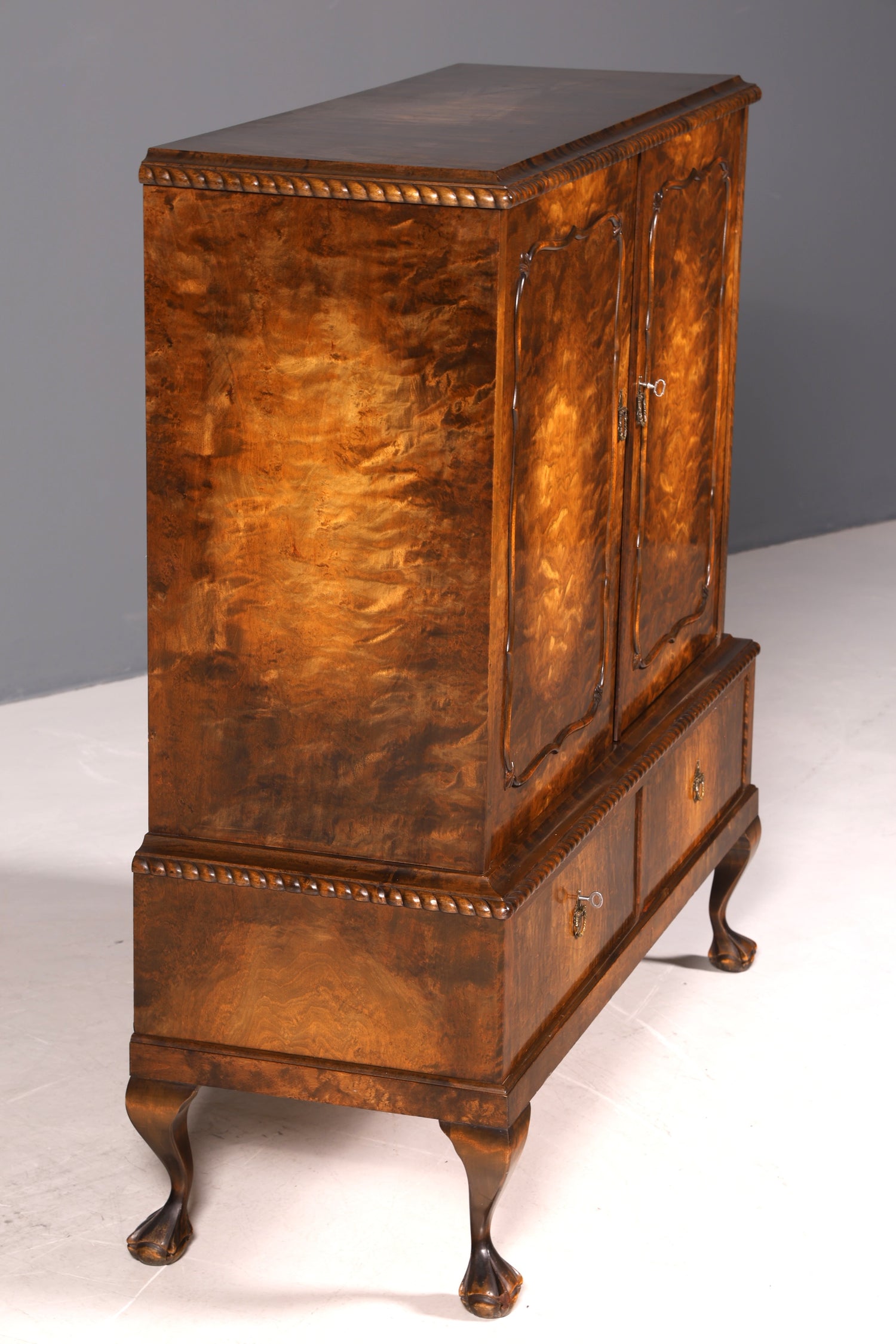 G365 Finish Stilvoller Original Art Deco Schrank Vertiko Sideboard um 1930 Highboard Kommode (Kopie)