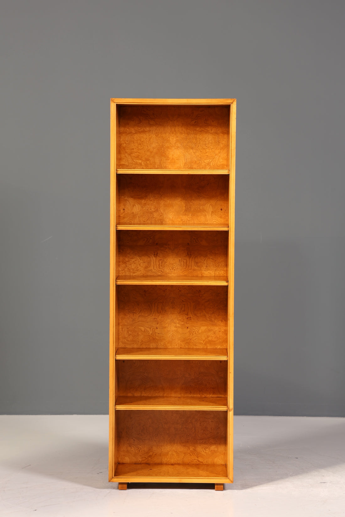 Traumhaftes Original Art Deco Regal Birke Bücherregal Bücheregal Schrank Buchablage 2 von 2