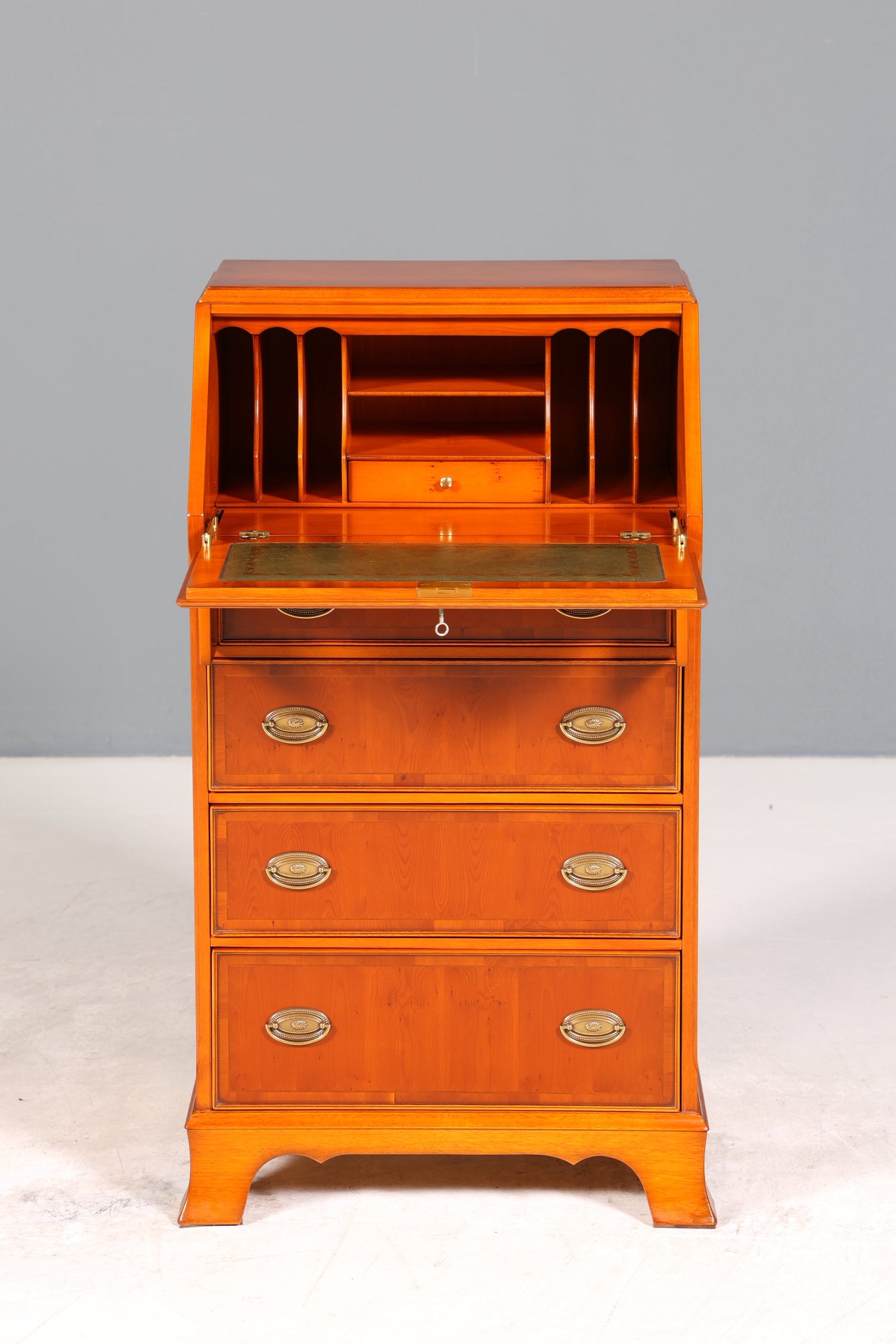 Stilvoller Englischer Sekretär Original Heldense Büro Schreibtisch Eibe Antik 60s Schreibkommode UK