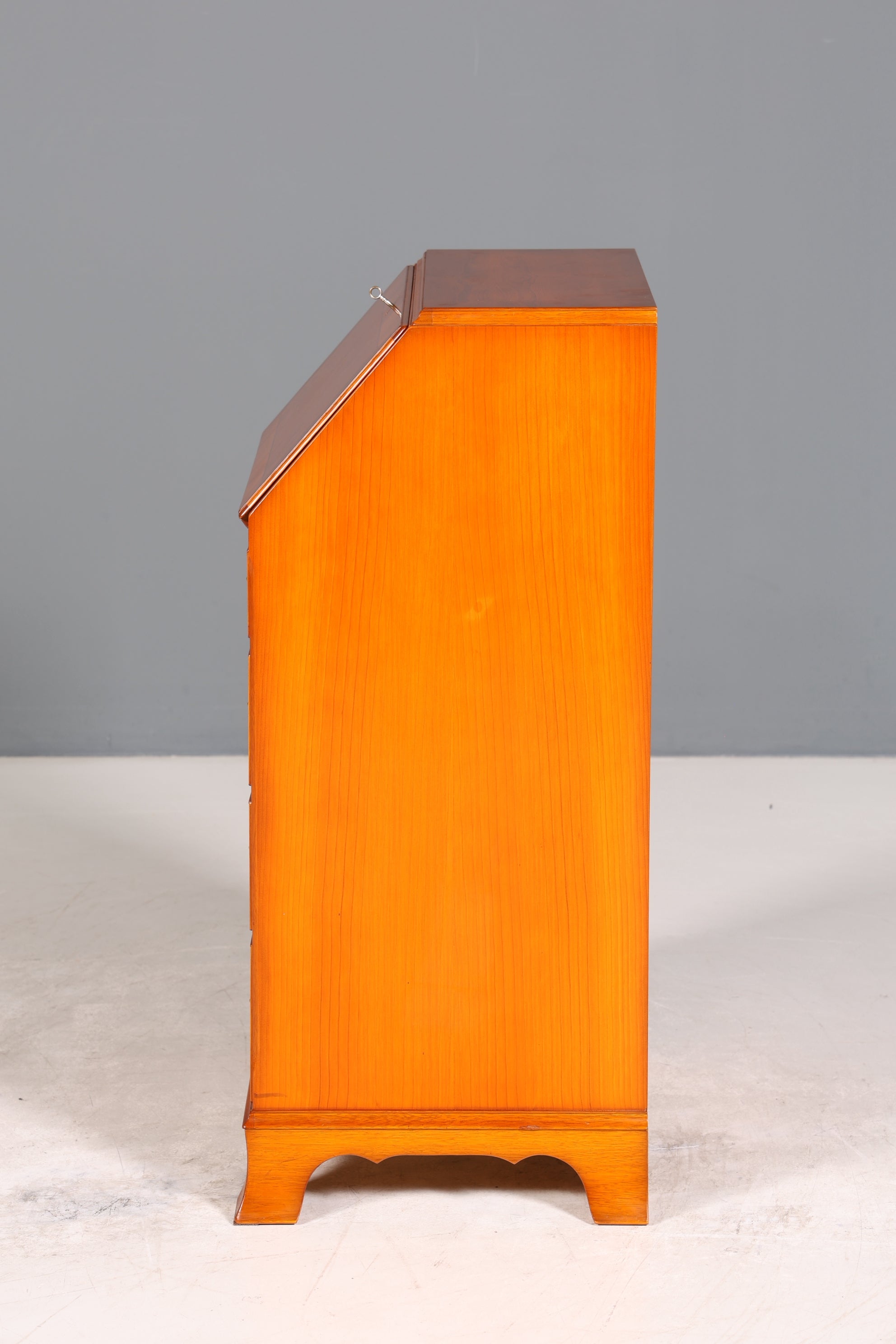 Stilvoller Englischer Sekretär Original Heldense Büro Schreibtisch Eibe Antik 60s Schreibkommode UK