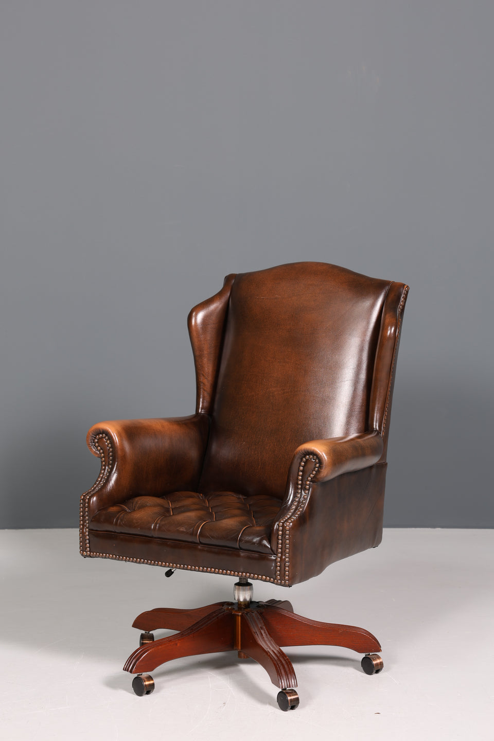 Wunderschöner Original Chesterfield Bürosessel "Wade" echt Leder Sessel Bürostuhl Office Chair