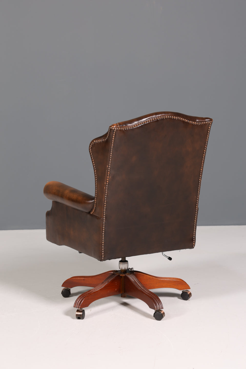 Wunderschöner Original Chesterfield Bürosessel "Wade" echt Leder Sessel Bürostuhl Office Chair