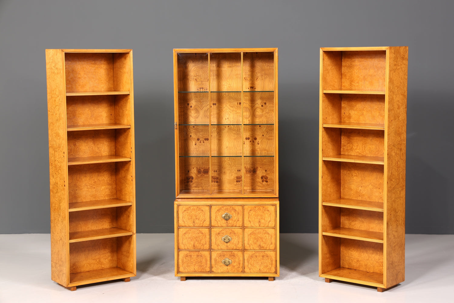 Traumhaftes Original Art Deco Regal Birke Bücherregal Bücheregal Schrank Buchablage 2 von 2