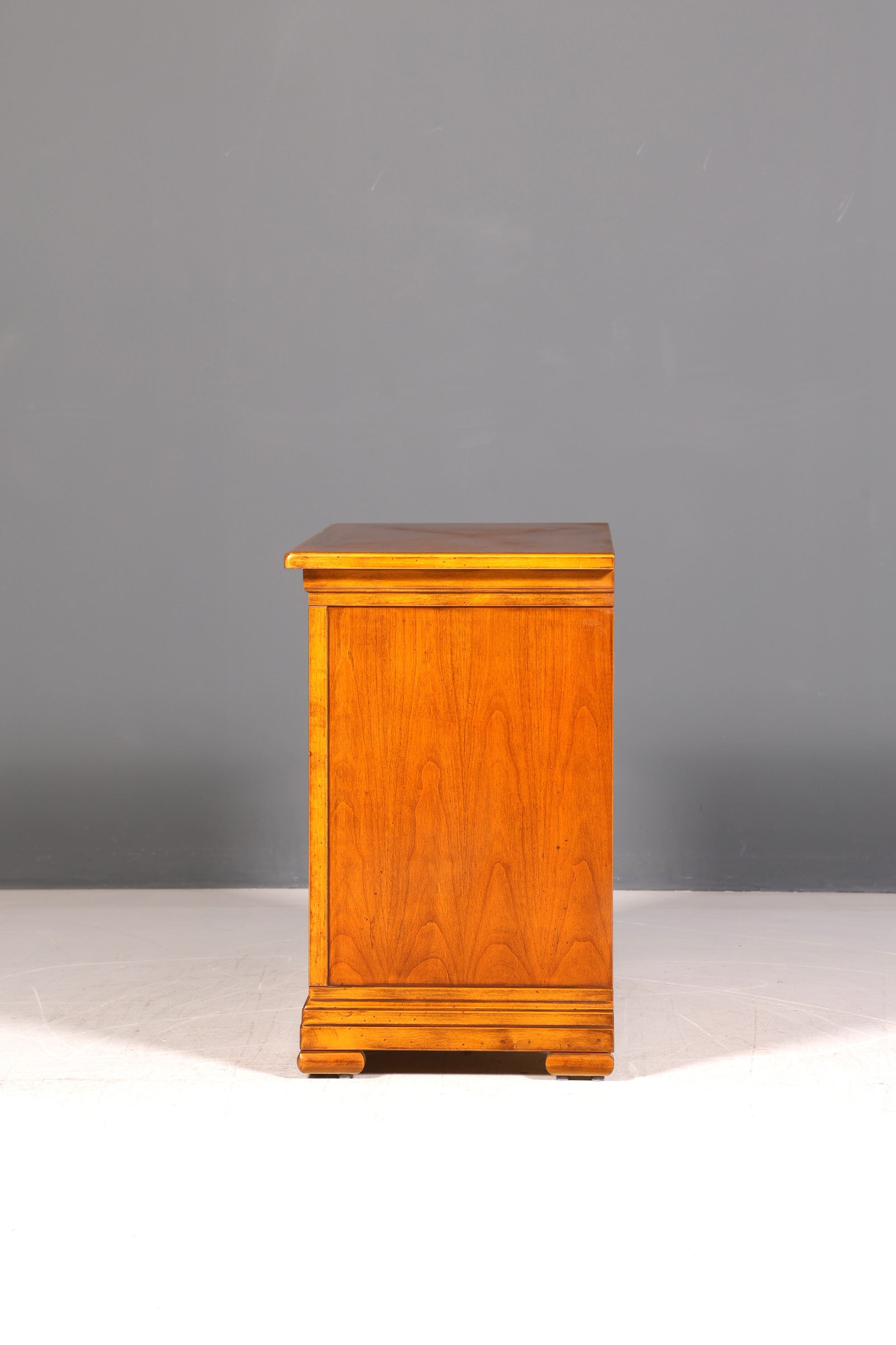Edles Selva Regal TV-Schrank Villa Borghese Sideboard Kommode Massiv Holz Made in Italy Vintage