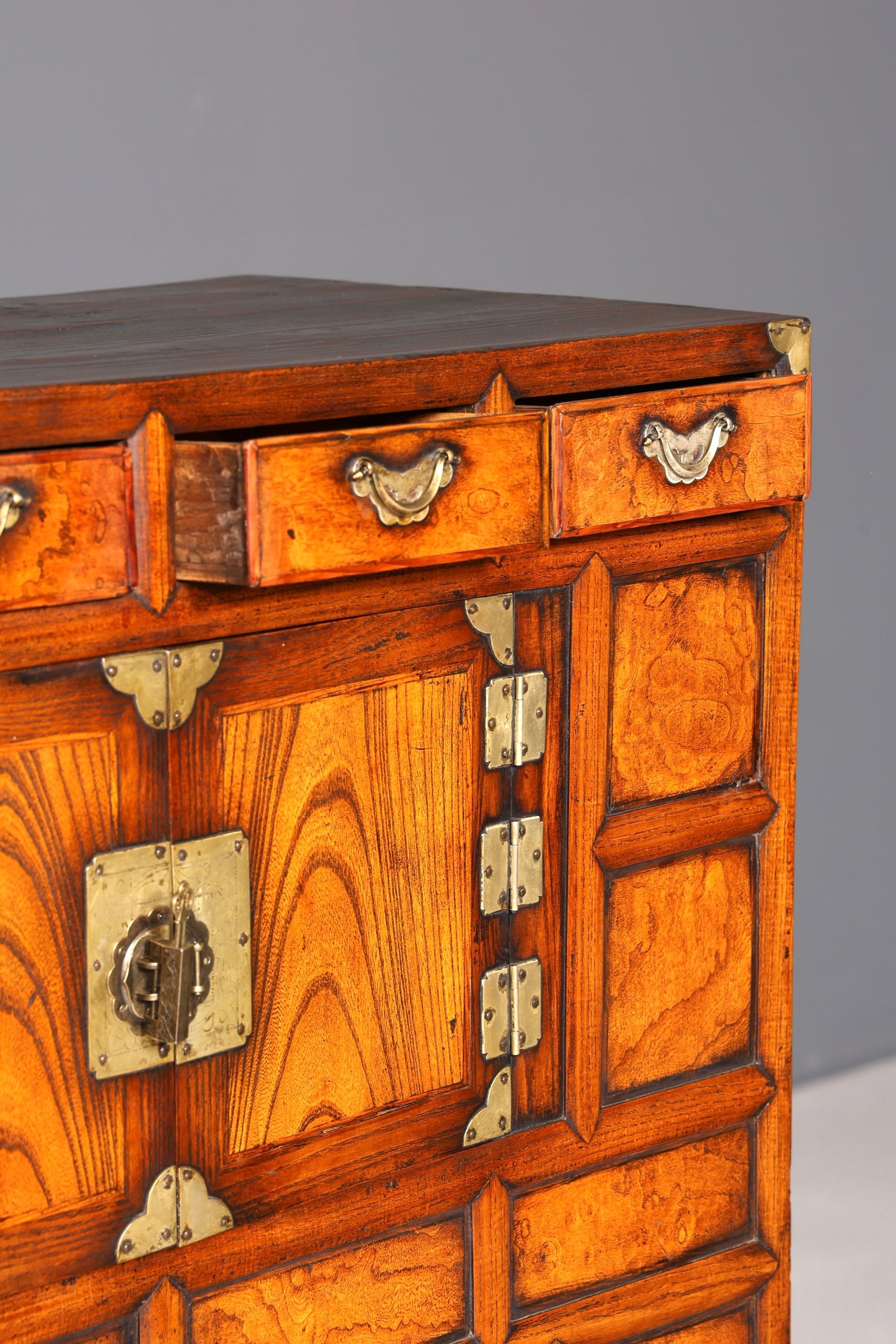Beautiful Asian cabinet, antique chest of drawers, solid wood, genuine brass, vertiko