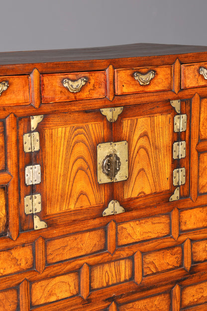 Beautiful Asian cabinet, antique chest of drawers, solid wood, genuine brass, vertiko