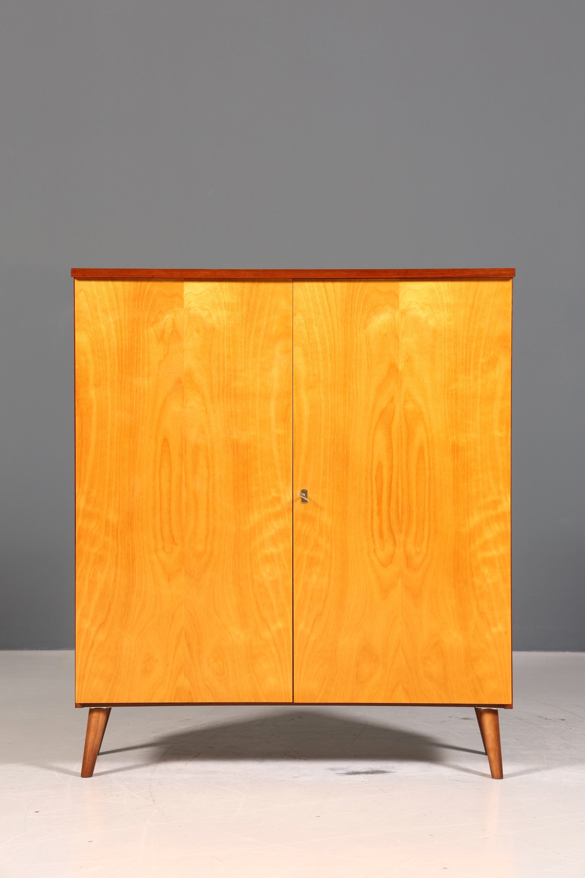 Wunderschöner Mid Century Schrank 60er Jahre Vertiko Vintage Wäscheschrank Aktenschrank Kommode