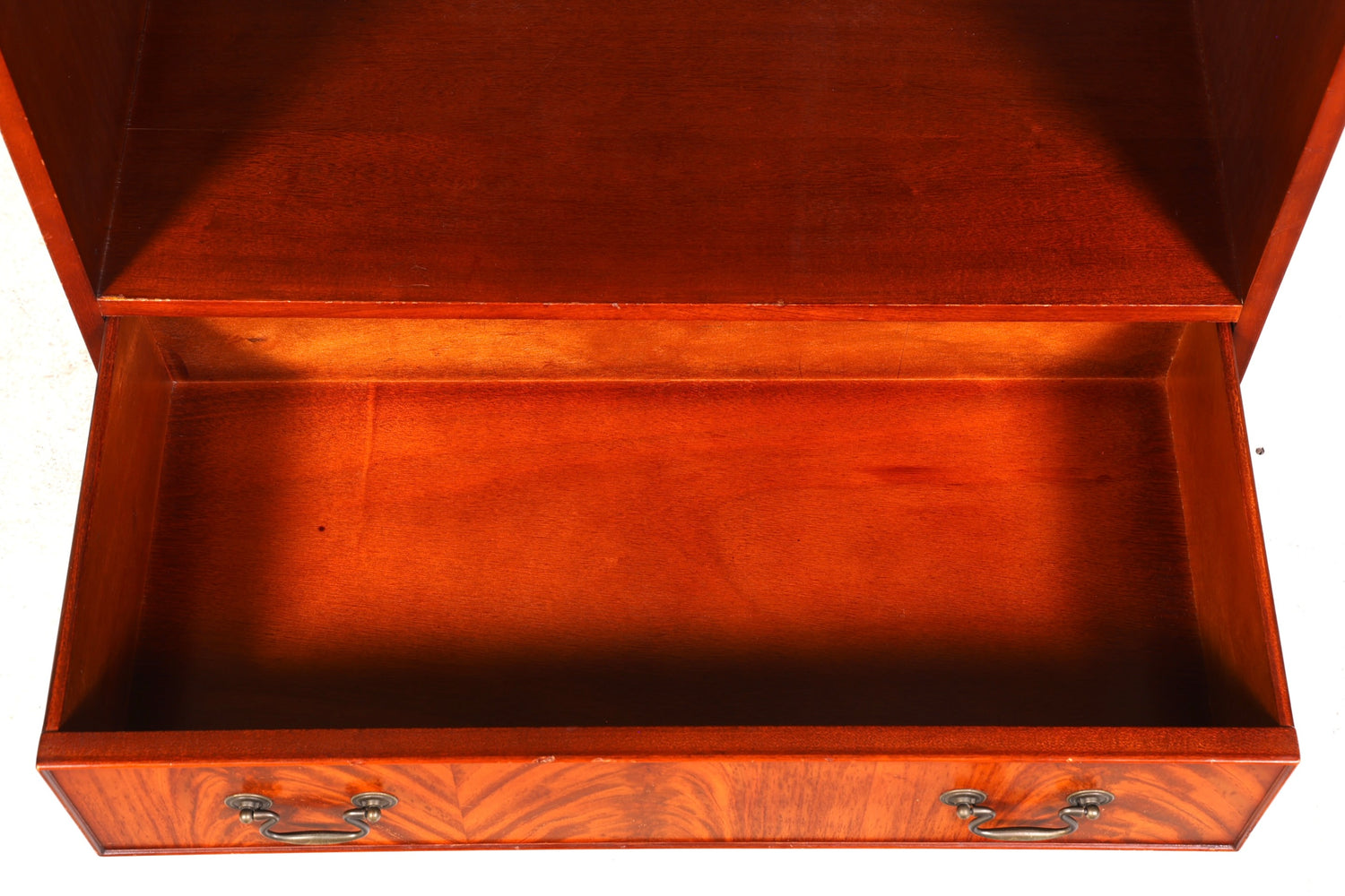 Wunderschöne Englische Kommode Holz TV Schrank Antik Sideboard Hifi Schrank