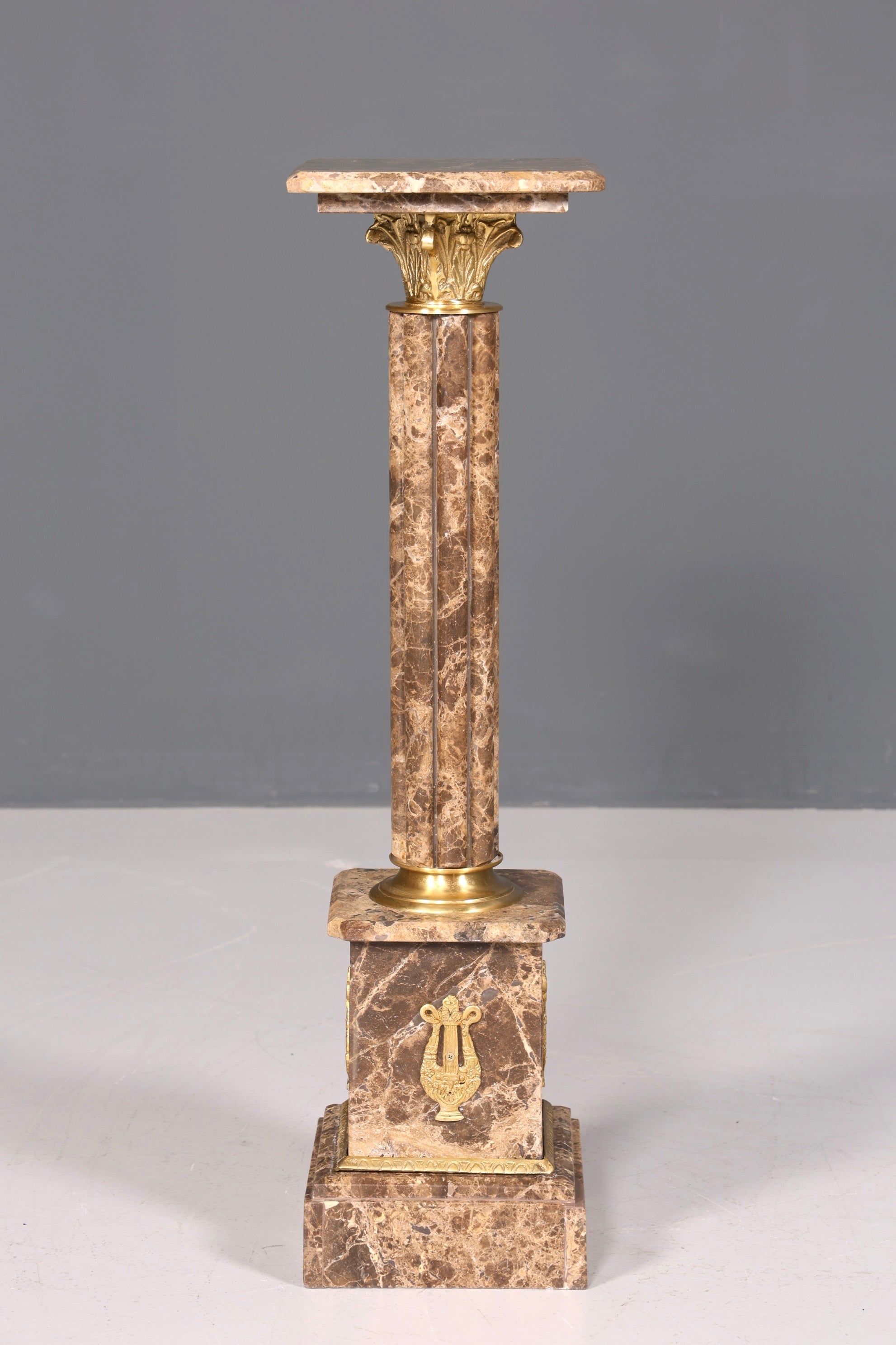 Edle Barock Stil Säule Marmor Louis XV Blumensäule Naturstein Sockel Ablage