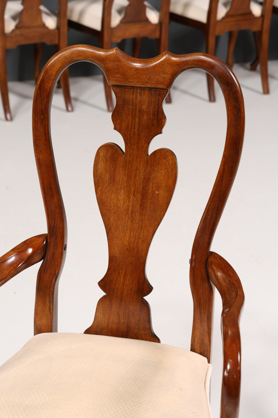 8x Wunderschöne "Queen Anne Stil" Esszimmer Stühle Küchenstühle Englisches Stuhl Set