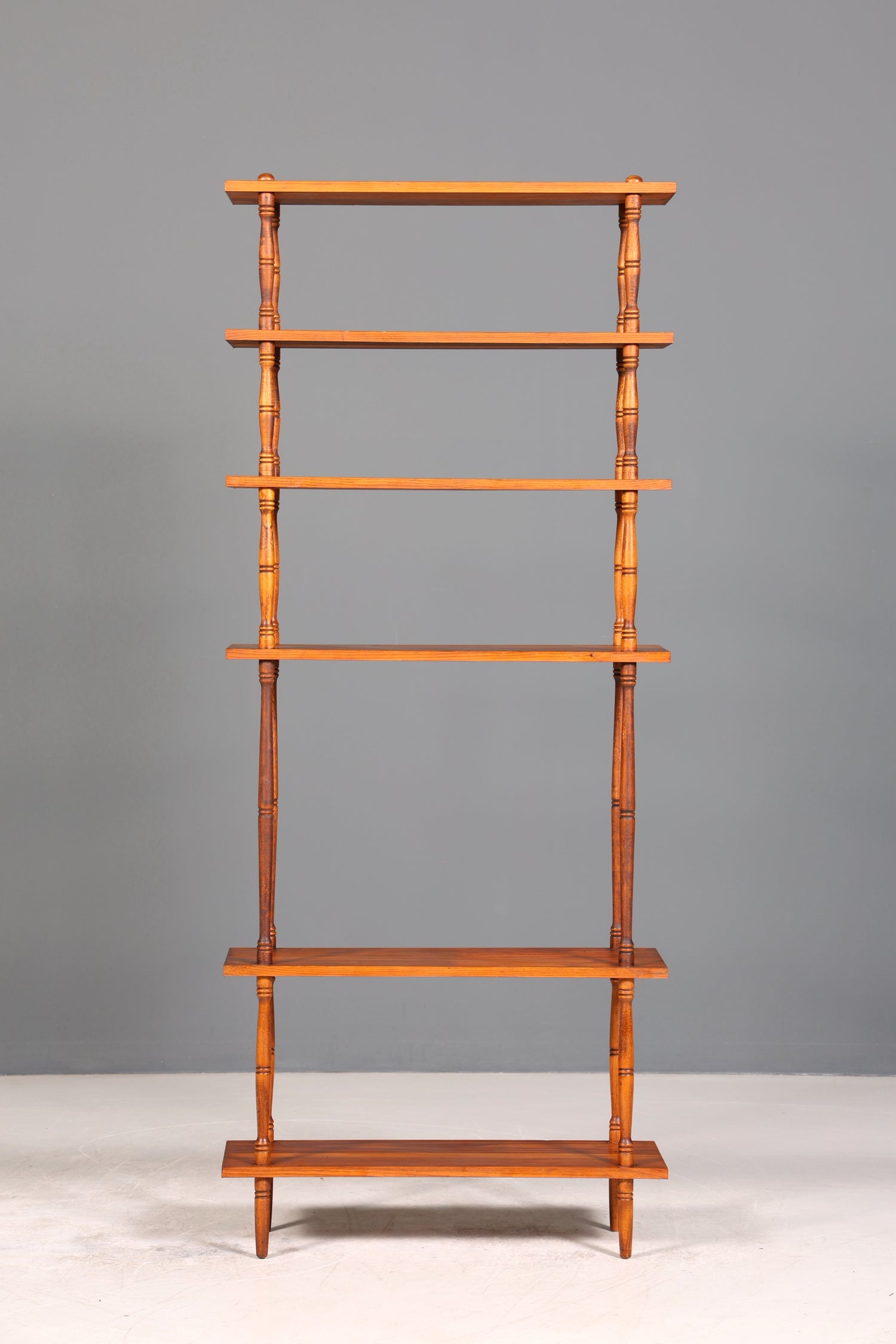Traumhaftes Bücherregal im Gründerzeit Stil Regal Antik 60s Buchablage Bookshelf