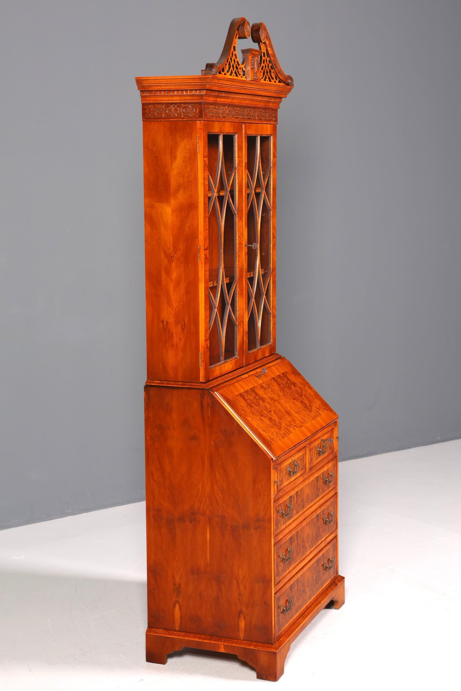 Stilvoller Englischer Sekretär Original Wade Büro Aufsatzsekretär Antik 60s Vitrinen Schrank UK