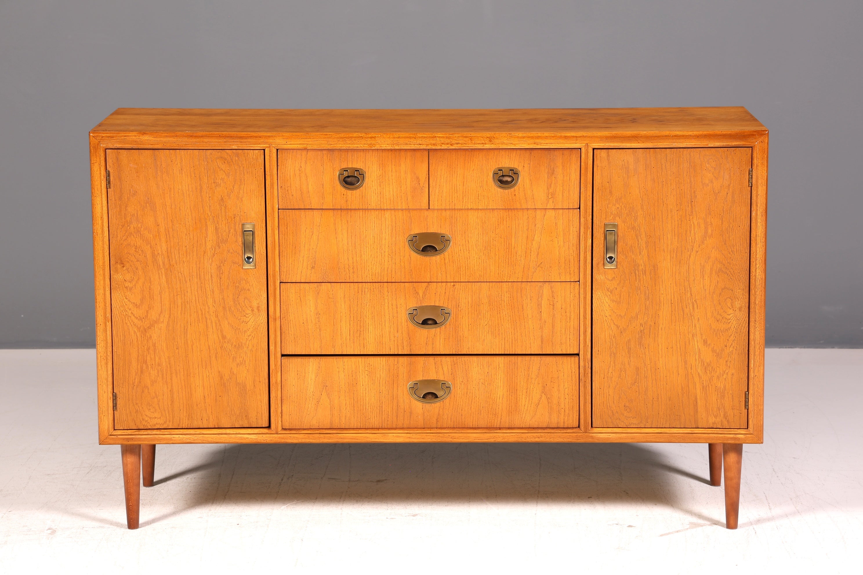 Stilvolles Drexel Heritage Sideboard USA Antik Stil Kommode Art Deco Schubladenkommode Massiv Echt Holz Vintage Wäschekommode