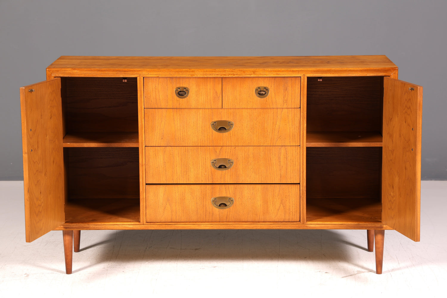 Stilvolles Drexel Heritage Sideboard USA Antik Stil Kommode Art Deco Schubladenkommode Massiv Echt Holz Vintage Wäschekommode