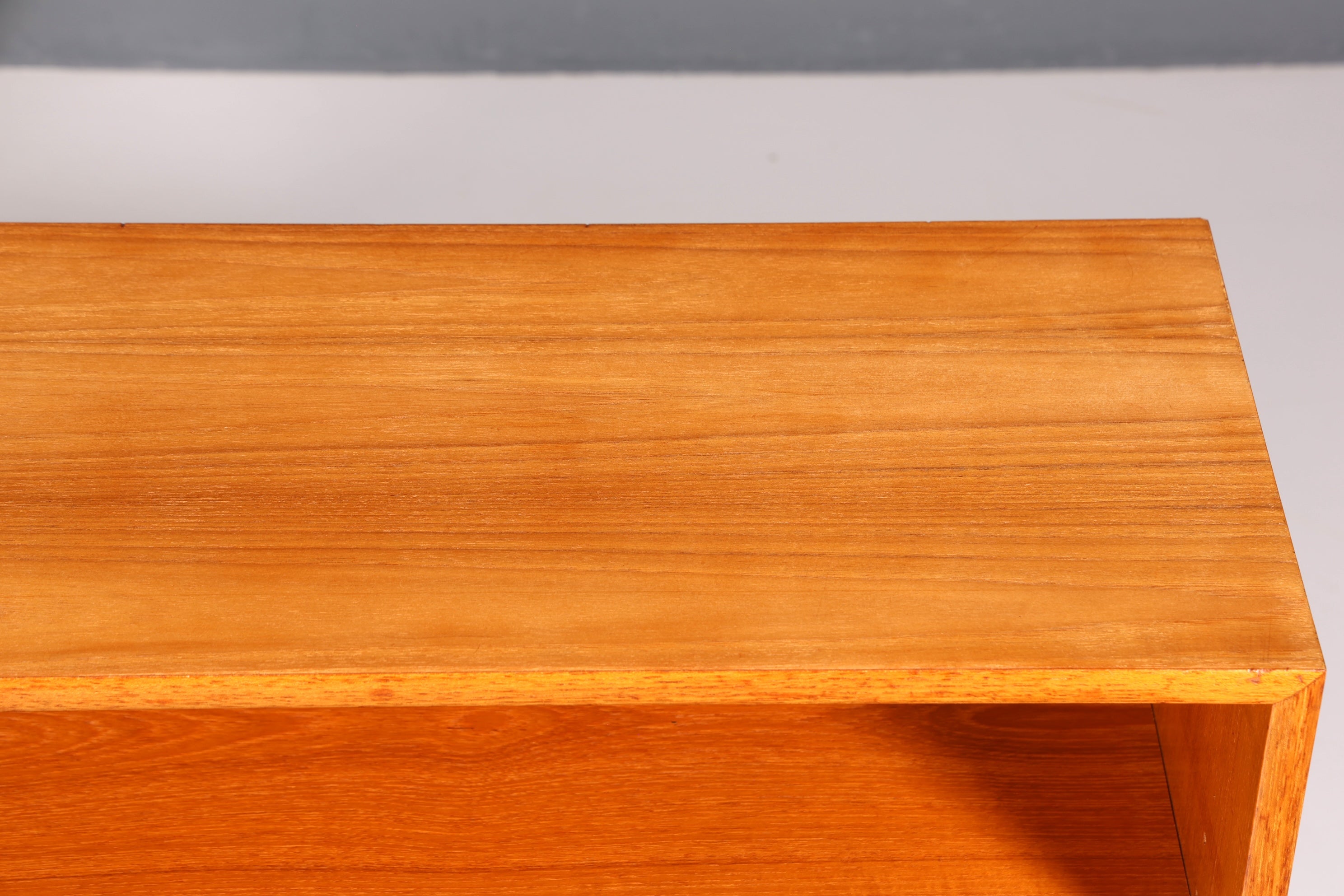 Wunderschönes Mid Century Regal Vintage Bücherregal Retro Sideboard 60s Buchablage