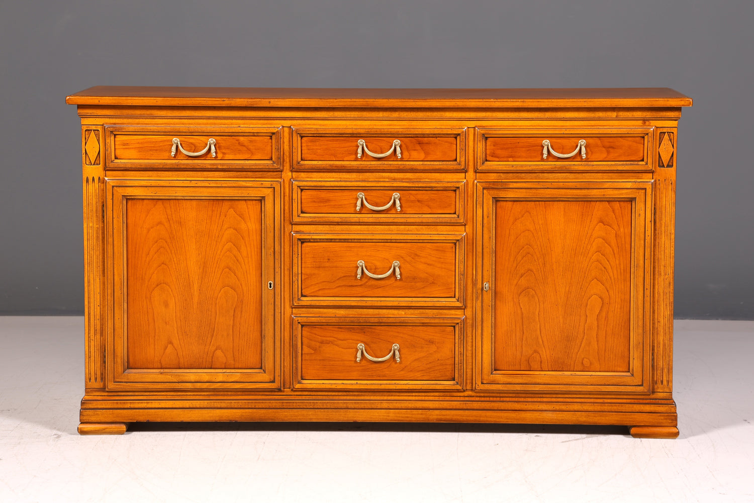 Wunderschönes Original Selva Sideboard Antik Stil Villa Borghese Schrank Kommode Buffet Anrichte