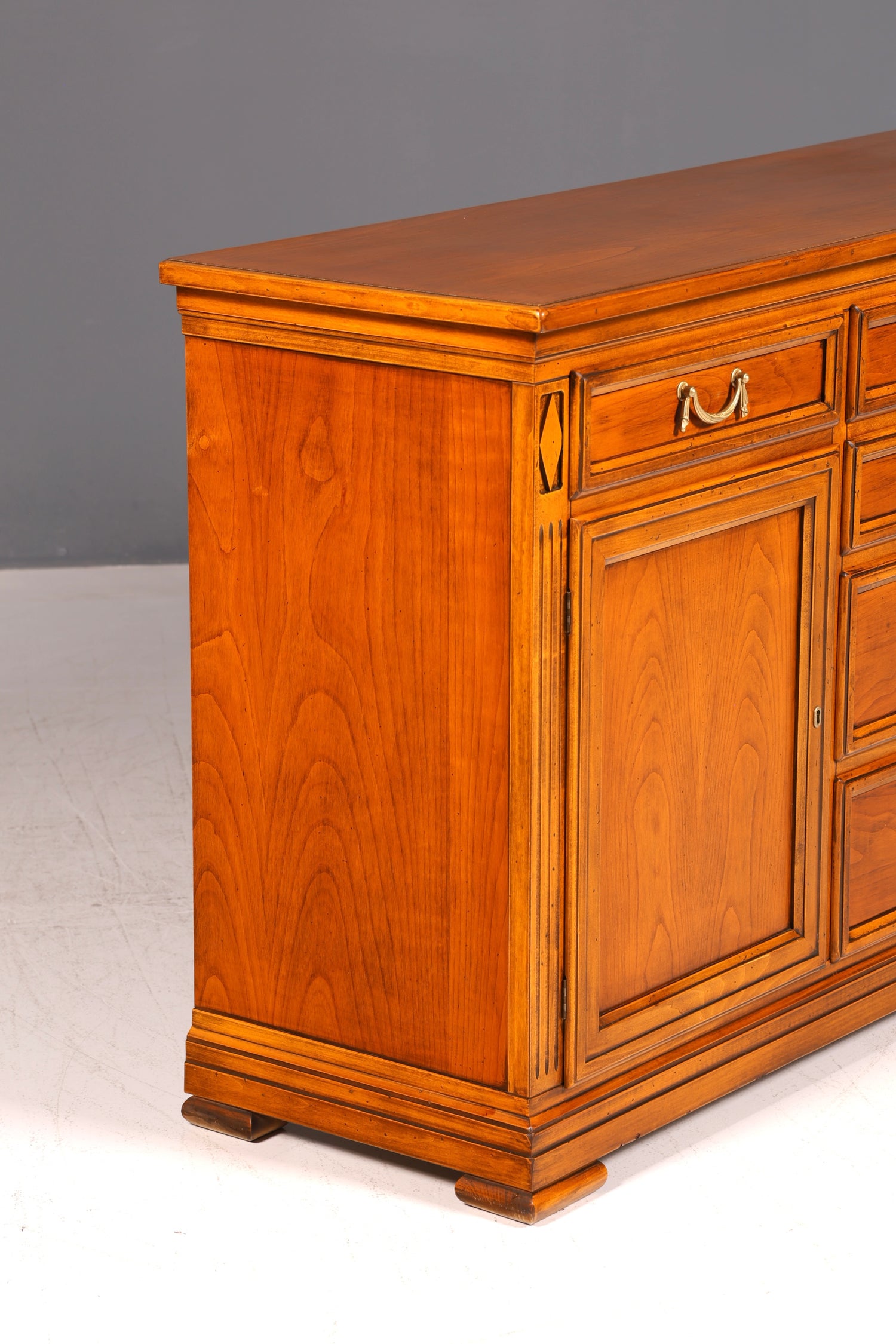 Wunderschönes Original Selva Sideboard Antik Stil Villa Borghese Schrank Kommode Buffet Anrichte