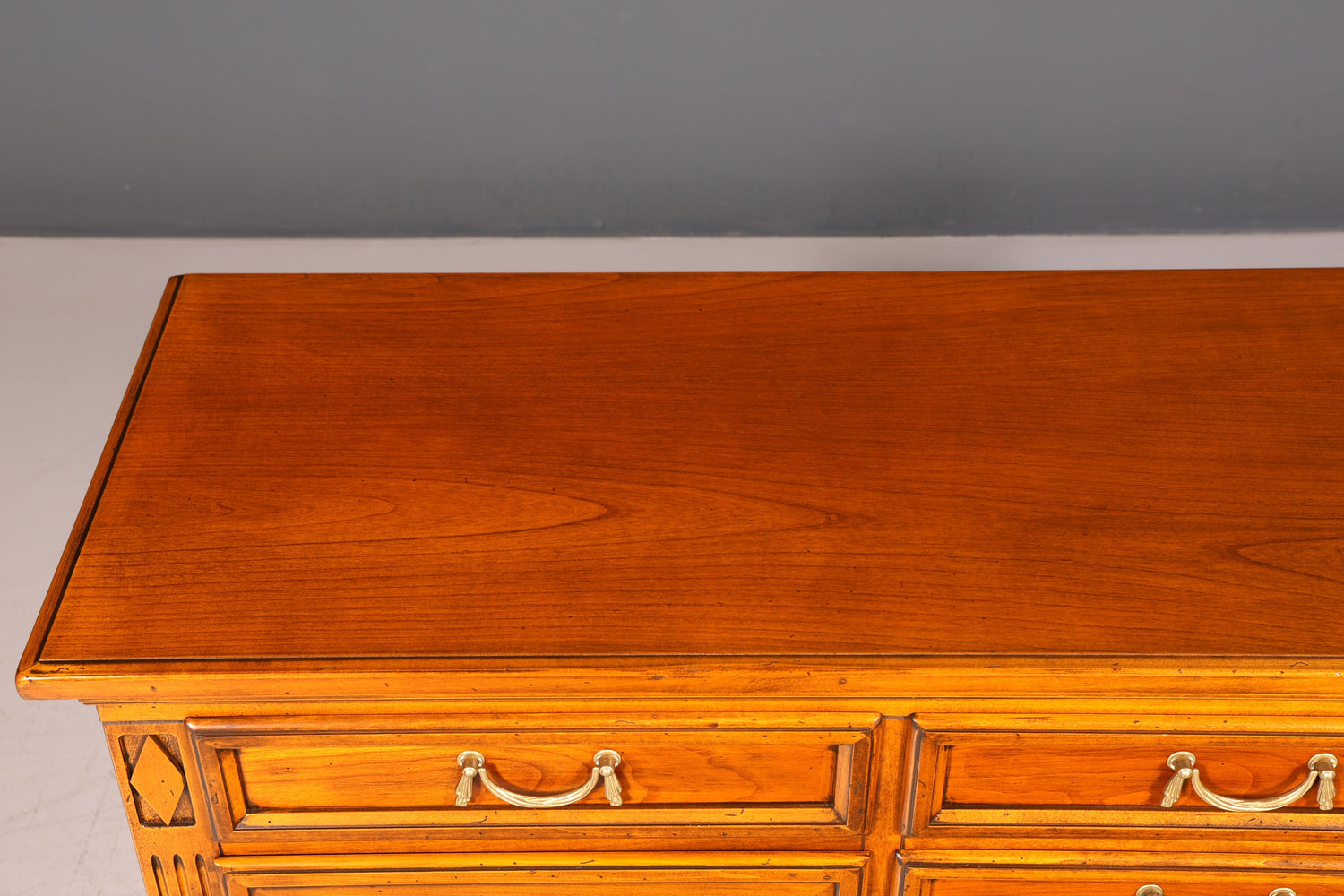 Wunderschönes Original Selva Sideboard Antik Stil Villa Borghese Schrank Kommode Buffet Anrichte
