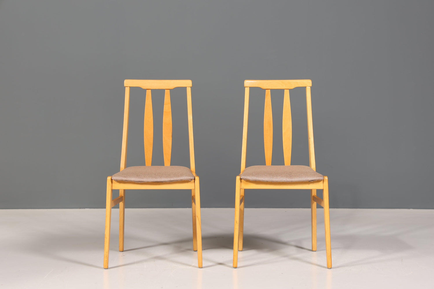 2x Schlichte Mid Century Stühle Retro Stuhlset Danish Design Küchenstühle Esszimmer Stühle - Stühle