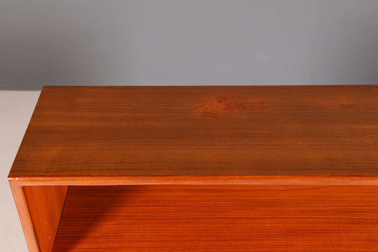 G424 Finish Wunderschönes Mid Century Regal Vintage Bücherregal 60er Jahre Holz Regal (Kopie 6)