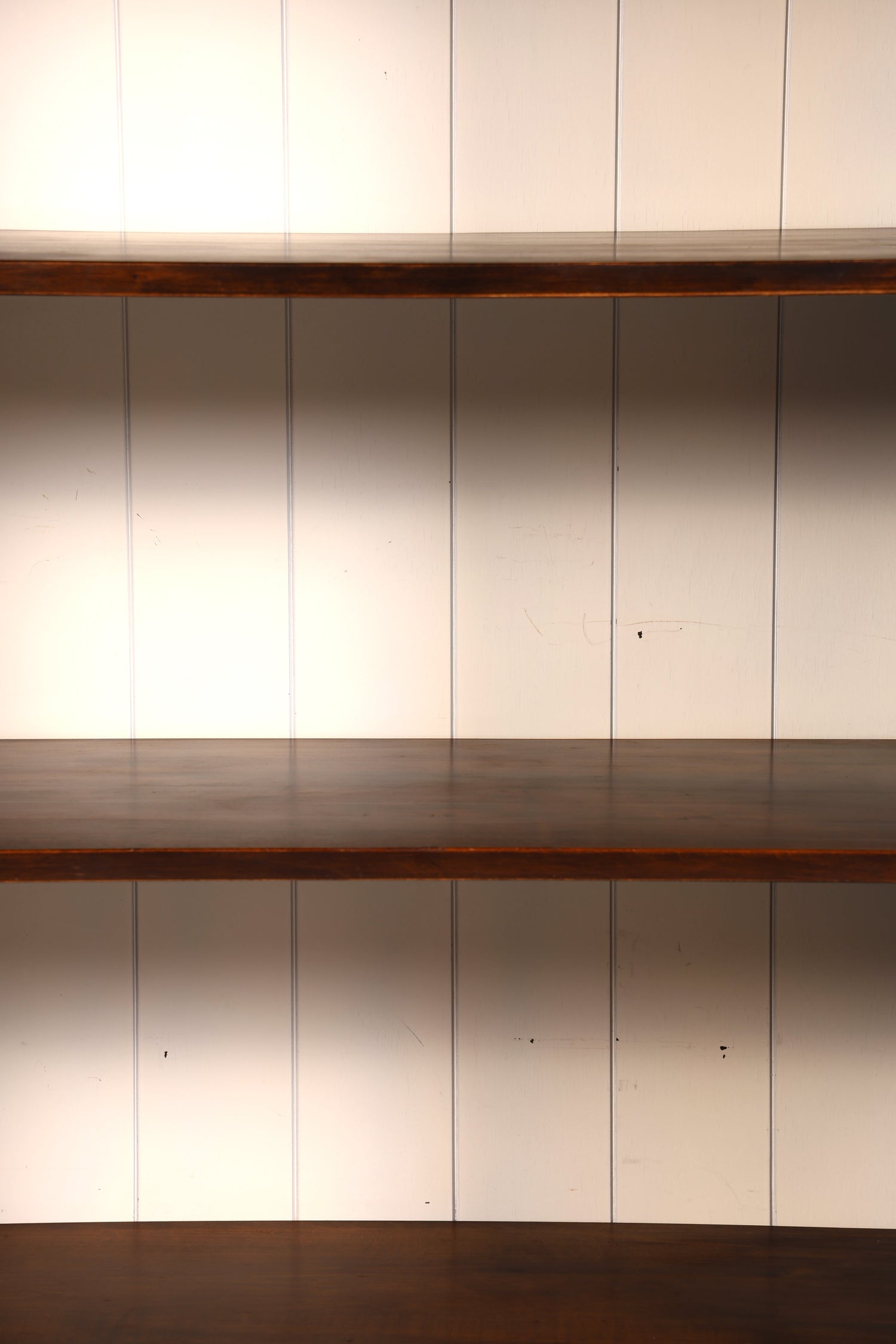 Traumhaftes massiv Holz Regal mit Leiter Kolonial Schrank Antik Stil Bücherregal Kommode Bibliothek