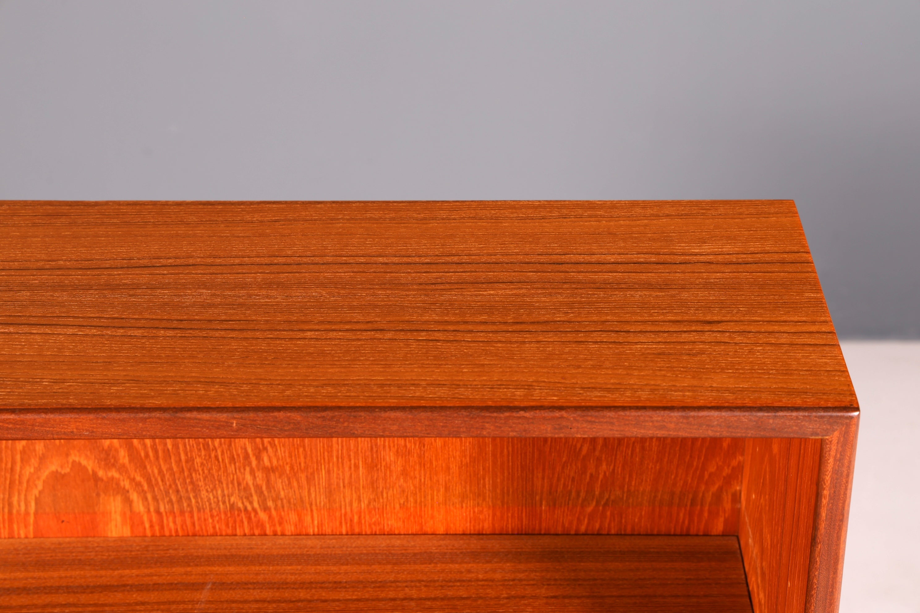 G425 Finish Wunderschönes Mid Century Regal Vintage Bücherregal 60er Jahre Holz Regal (Kopie 7)