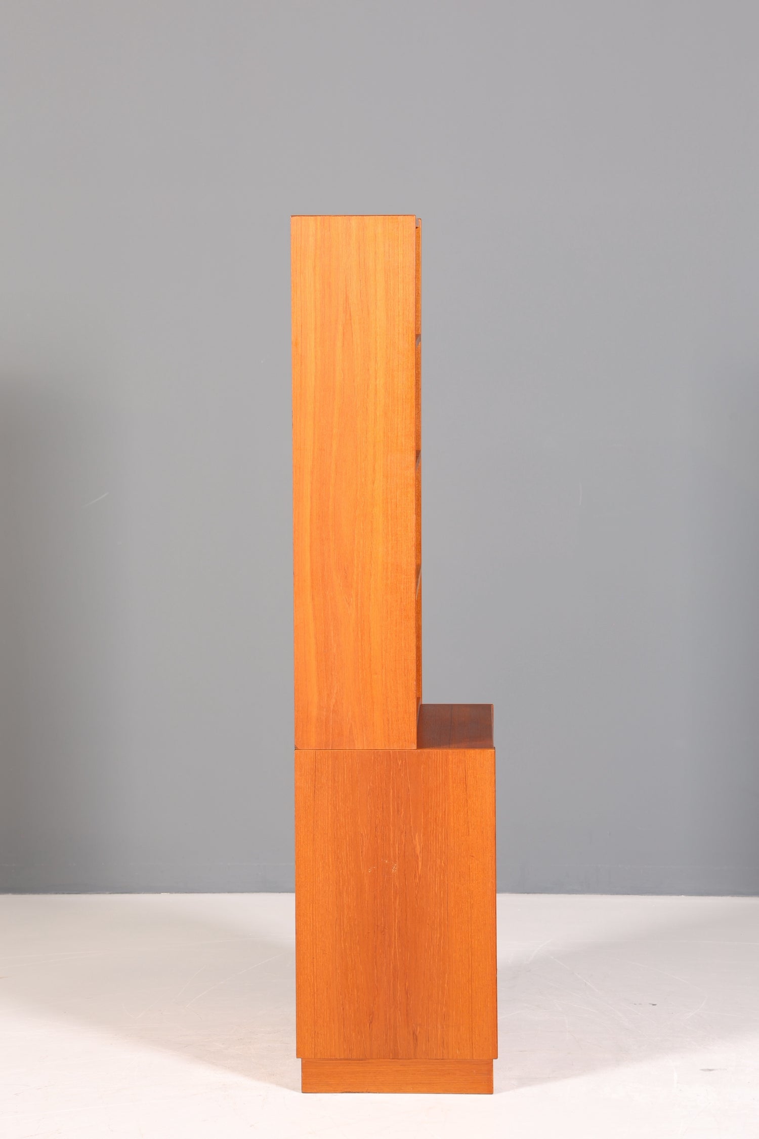 Schlichtes Mid Century Regal Teak Holz Bücherregal Schrank Vintage Kommode Retro Buchablage