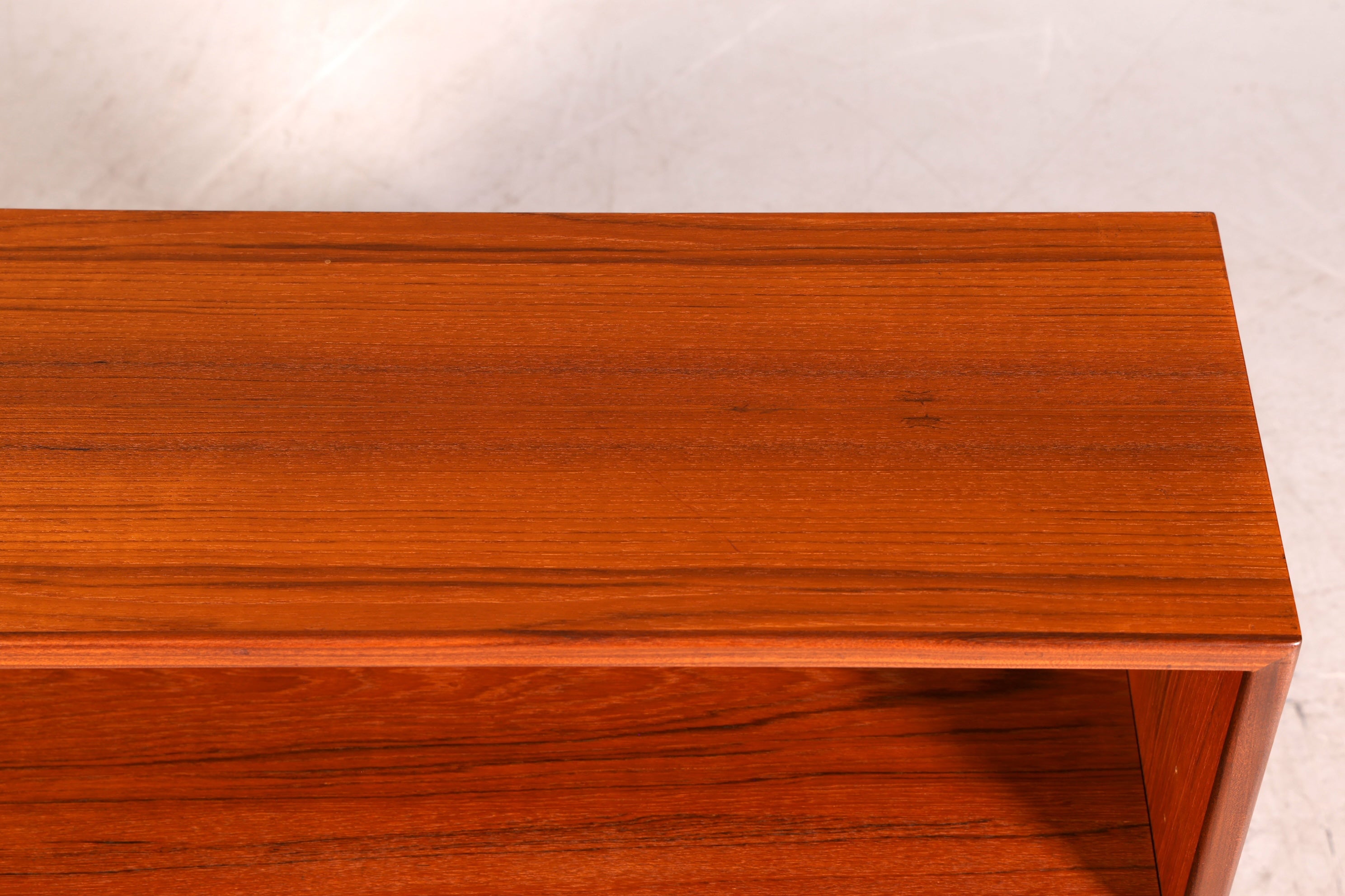 G430 Finish Wunderschönes Mid Century Regal Vintage Bücherregal 60er Jahre Holz Regal (Kopie 5)