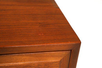 Wunderschöne Mid Century Kommode &quot;Made in Sweden&quot; Teak Holz Schubladenkommode Flur Kommode Nachttisch