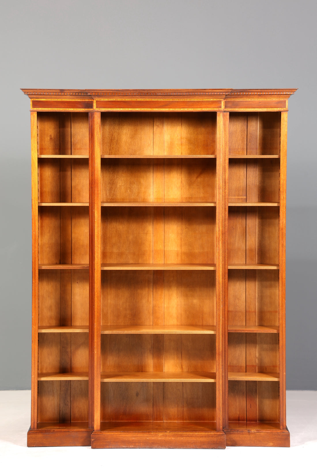 Wunderschönes Englisches XXL Bücherregal Antik Regal Bookshelf Buchablage 60s