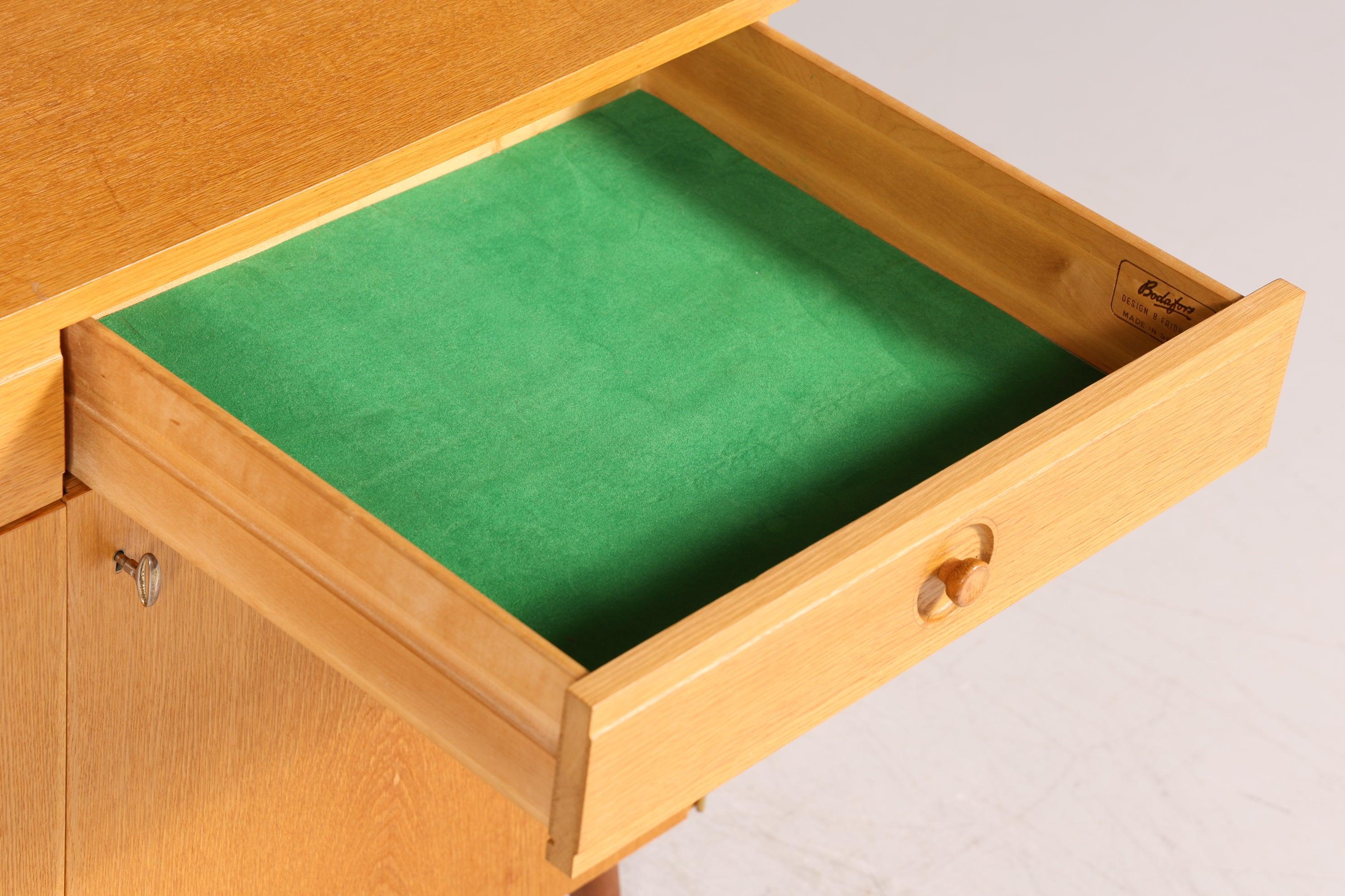 Original Bodafors &quot;Bertil Fridhagen&quot; Regal echt Holz Schrank Bücherregal Kommode Bücherschrank 60s 1 von 2