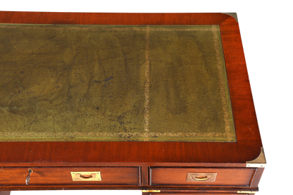 Stilvoller Maritimer Schreibtisch Englischer Military Bürotisch Office Table mit echt Lederauflage